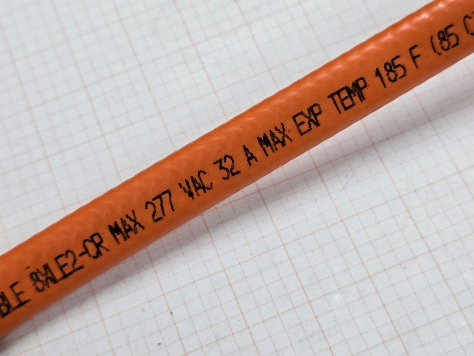 nVent Raychem 8XLE2-CR Self-Regulating Heating Cable 8 Watts/Ft 208-277V /1ft