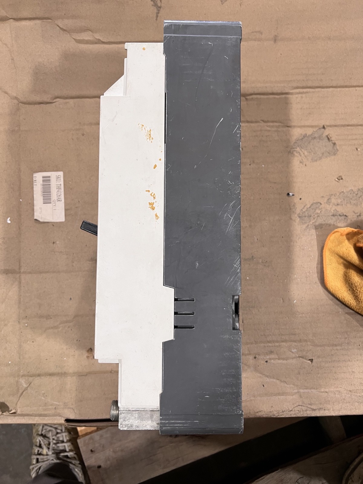 Cutler-Hammer Circuit Breaker HND3800T33W