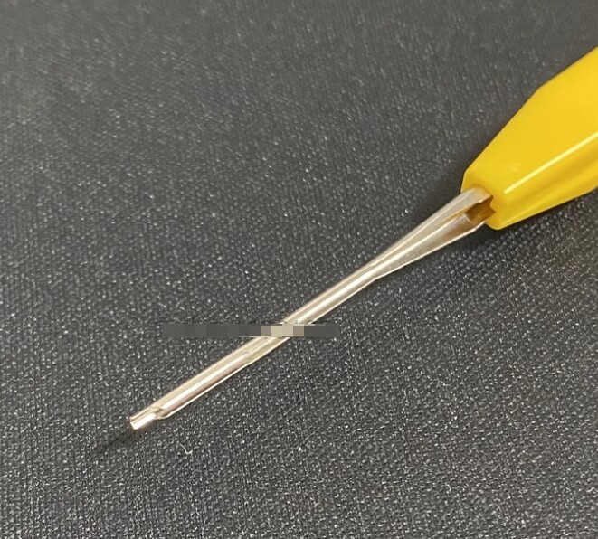 1PCS NEW FIT FOR M81969/1-05 Yellow/White 23 Metal Needle feeder Reclaimer Tool
