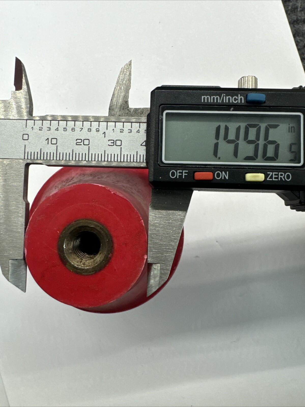 B-Line Stand-Off Isolator 3/8″-16 Threaded Red Glastic Buss Bar 3″X2.5″Insulator