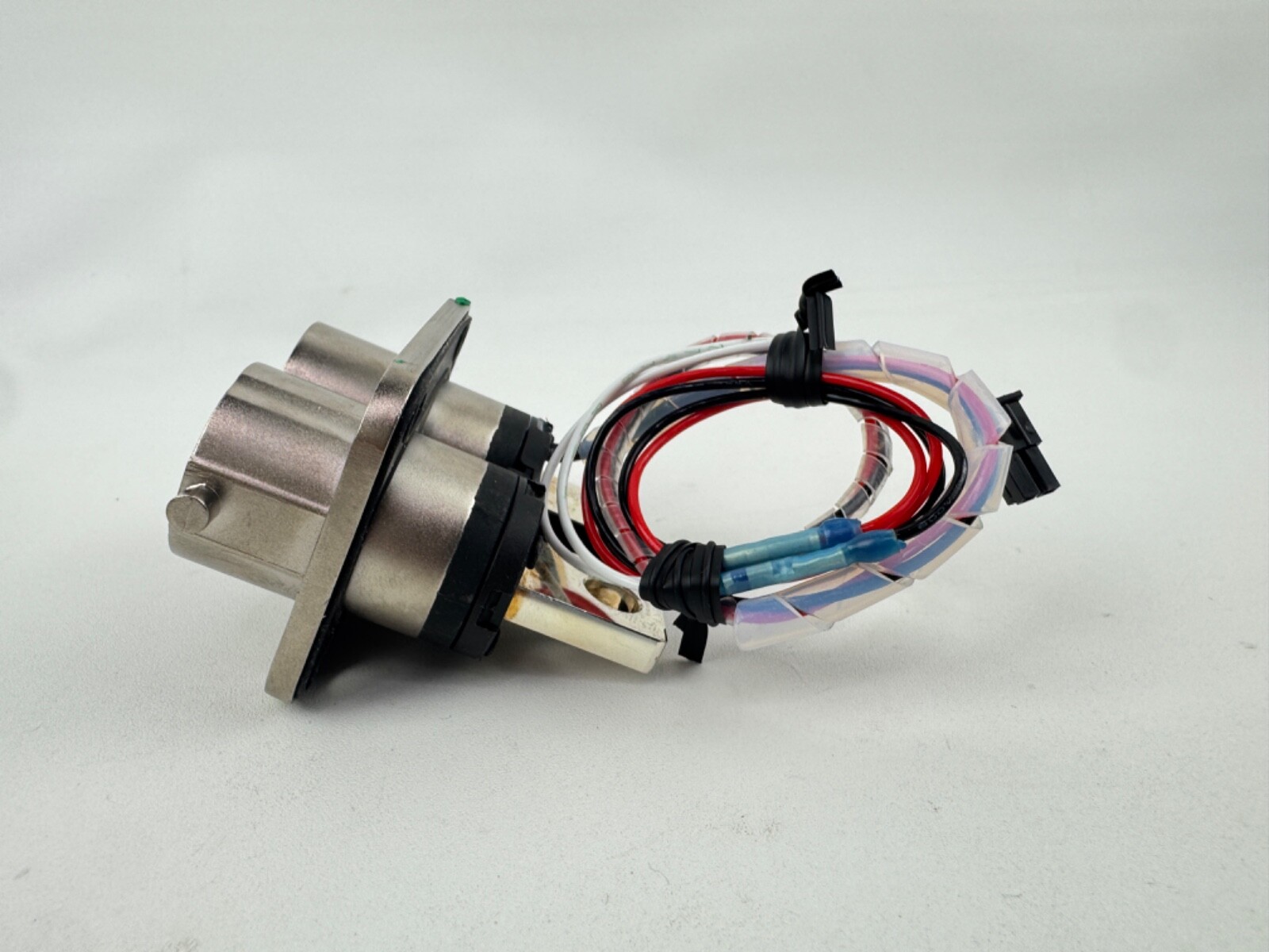 x(3) Amphenol PL082Y-301-10D8 EV Connectors 10MM 2 WAY RCP D8 BUSBAR HOLE Y KEY