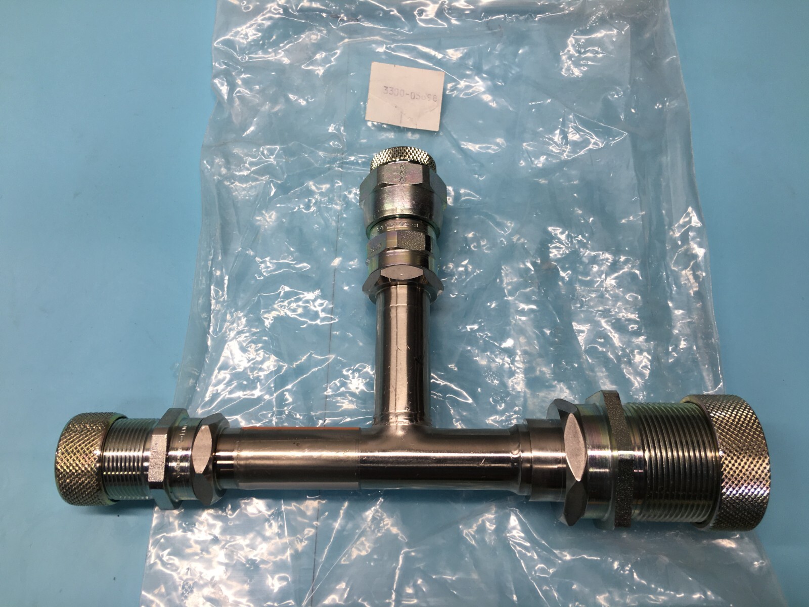 AMAT 3300-05698 CTI 8039679G003 Fitting Aeroquip Adaptor Helium, 1178340