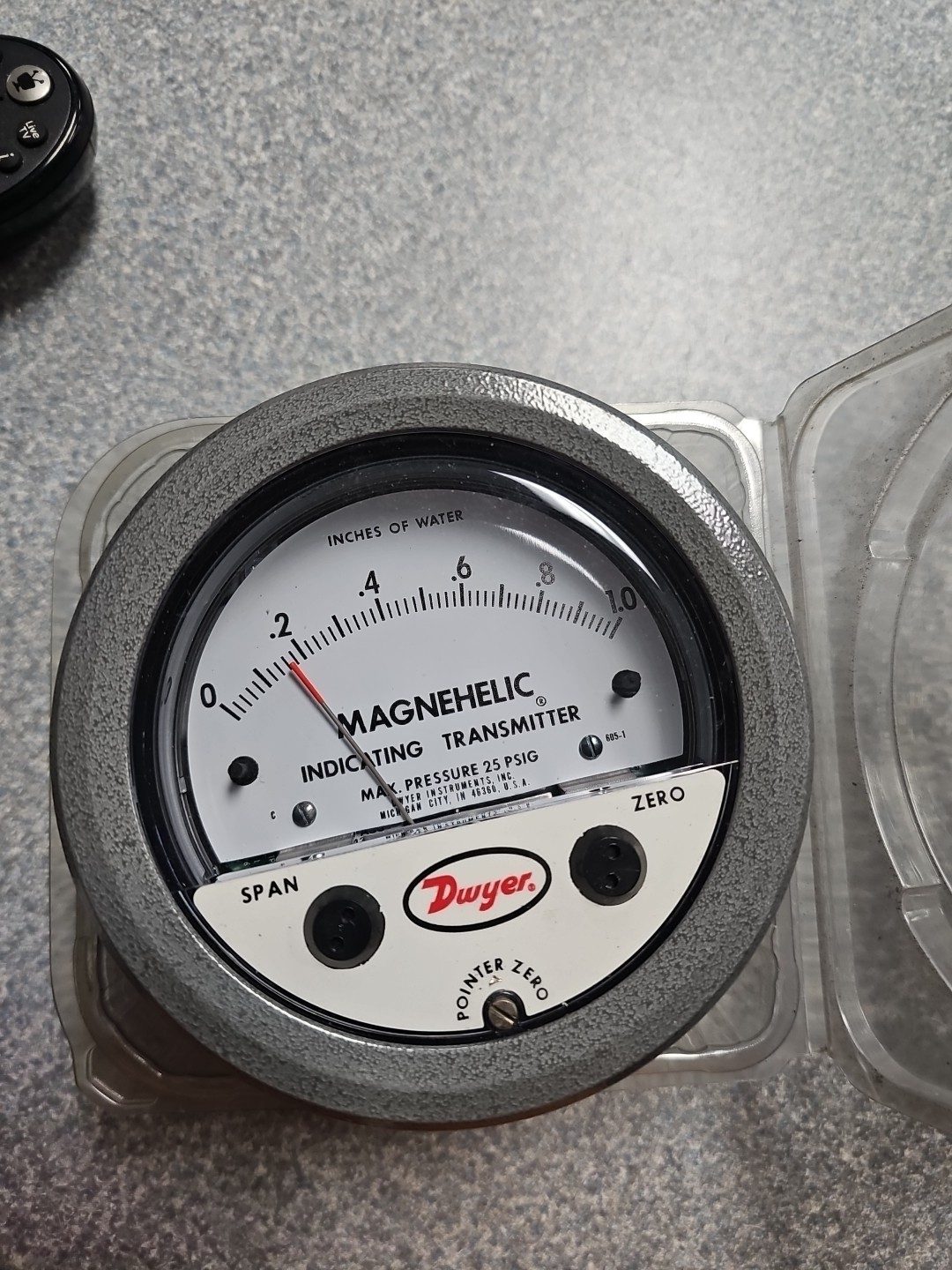 DWYER 605-500PA / 605500PA (BRAND NEW)