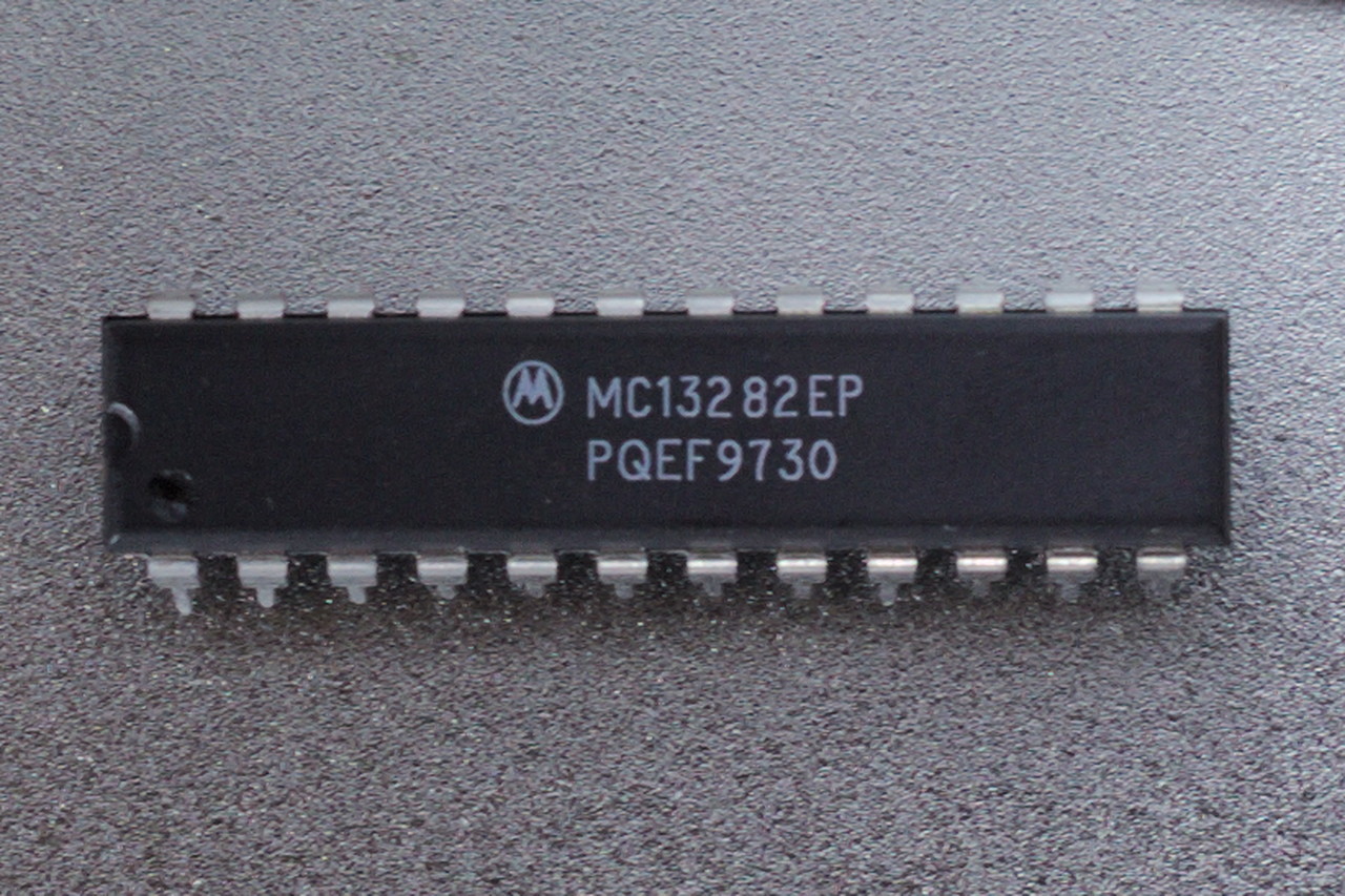 Motorola MC13282EP 100Mhz Video Processor with On Screen Display Interface