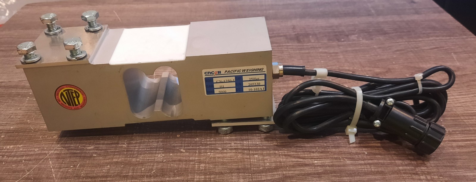 CNC ll Pacific Weighing CN-1250-1, 250kg Load Cell
