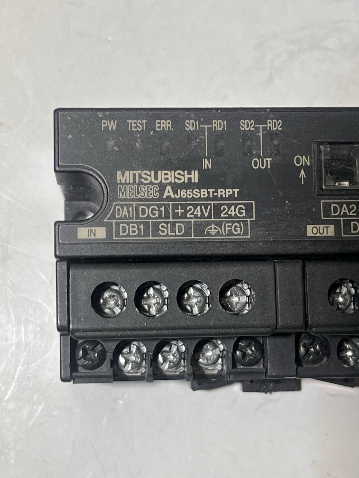 Mitsubishi AJ65SBT-RPT Repeater Unit CC-Link 24VDC Max Power 1.5W