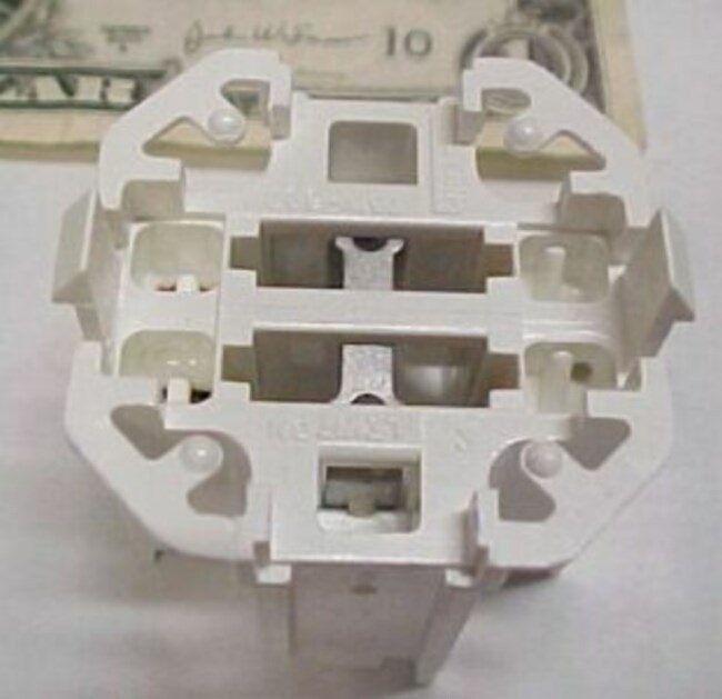 6 Leviton 10MM Compact Fluorescent Lampholders, Lamp Holders Socket G24Q3 GX24Q4
