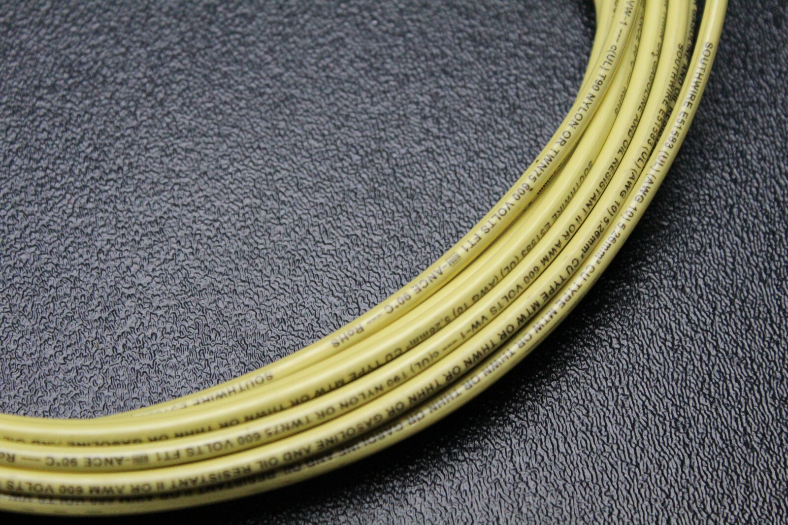 10 GAUGE THHN WIRE STRANDED YELLOW 25 FT THWN 600V GROUND MACHINE CABLE AWG