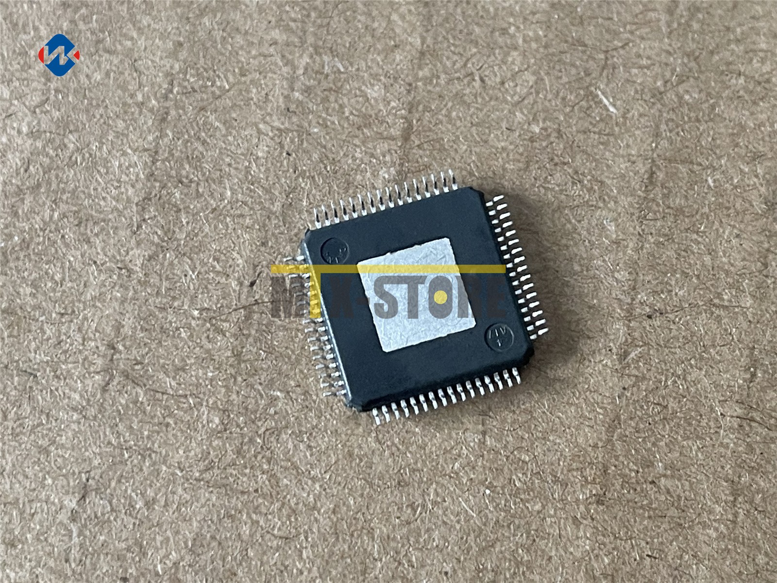 1pcs IC integrated circuit ADV7611BSWZ-P LQFP64 patch Audio and video encoders