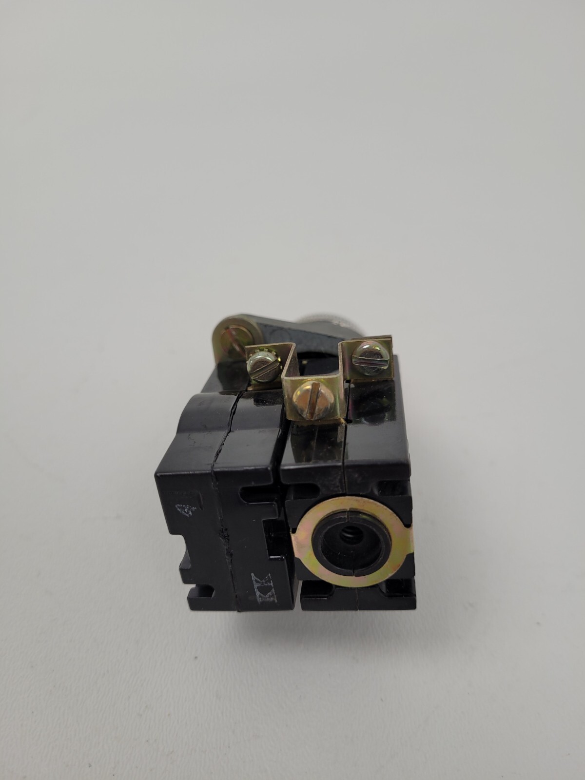 CR2940UX224B4 / CR2940UX224A4 GE Red Push Button Light – Next Day Option – New