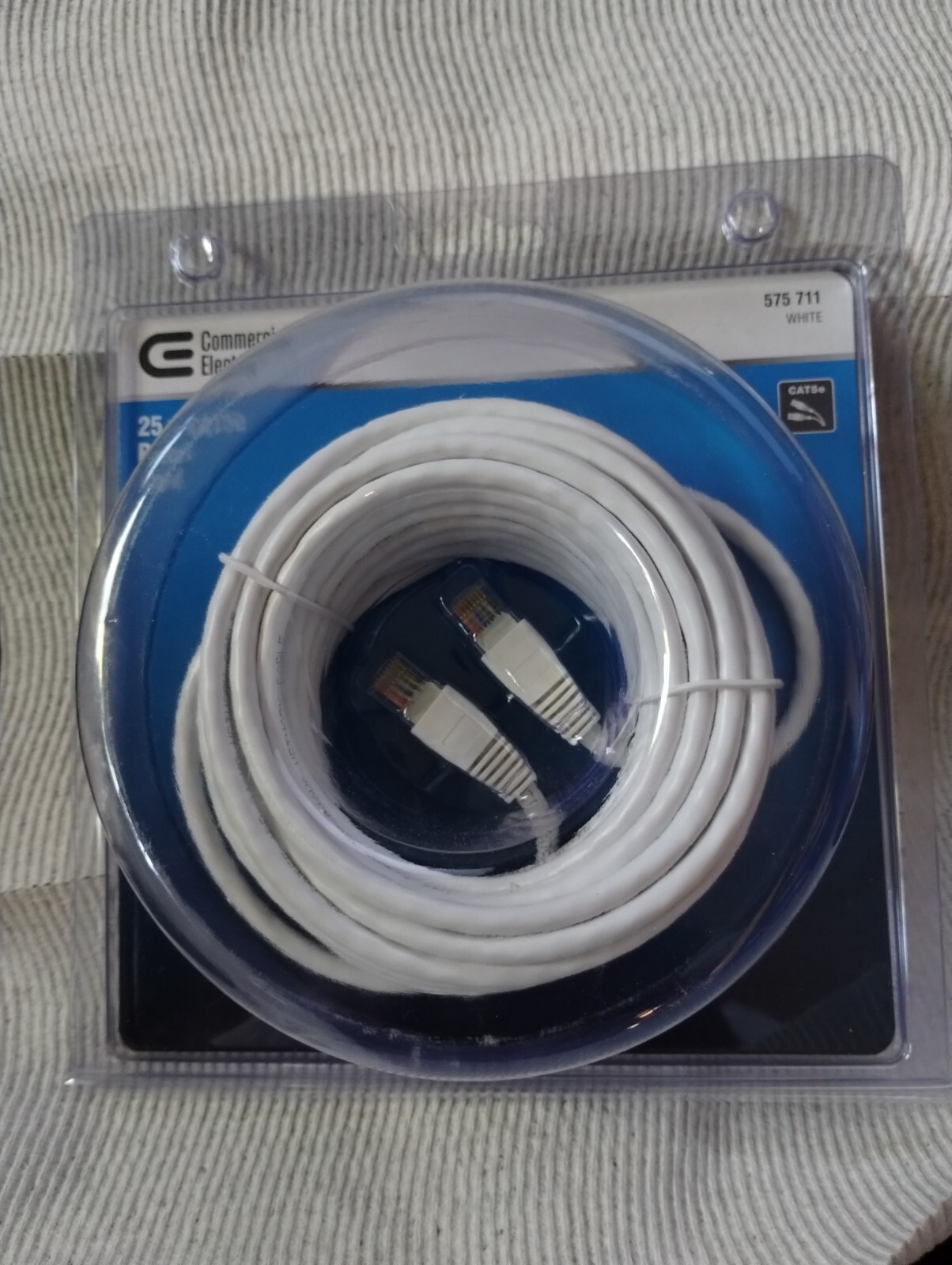 New Cat 5e cable Patch Cord 25ft- Commercial Electric