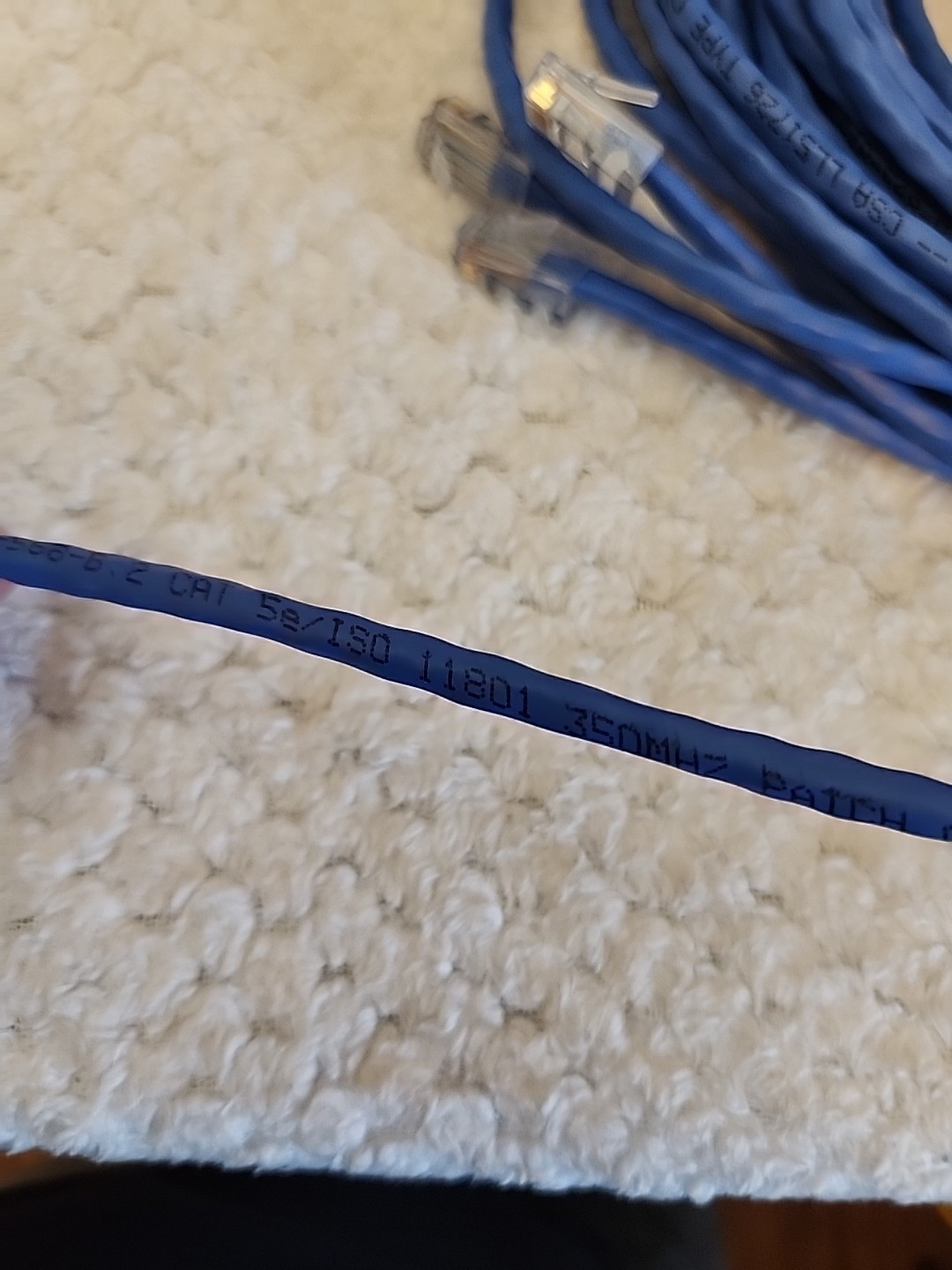 Quabbin 5506 DataMax Patch Cable Cat5E 24 AWG 3 Pair 25′ Blue