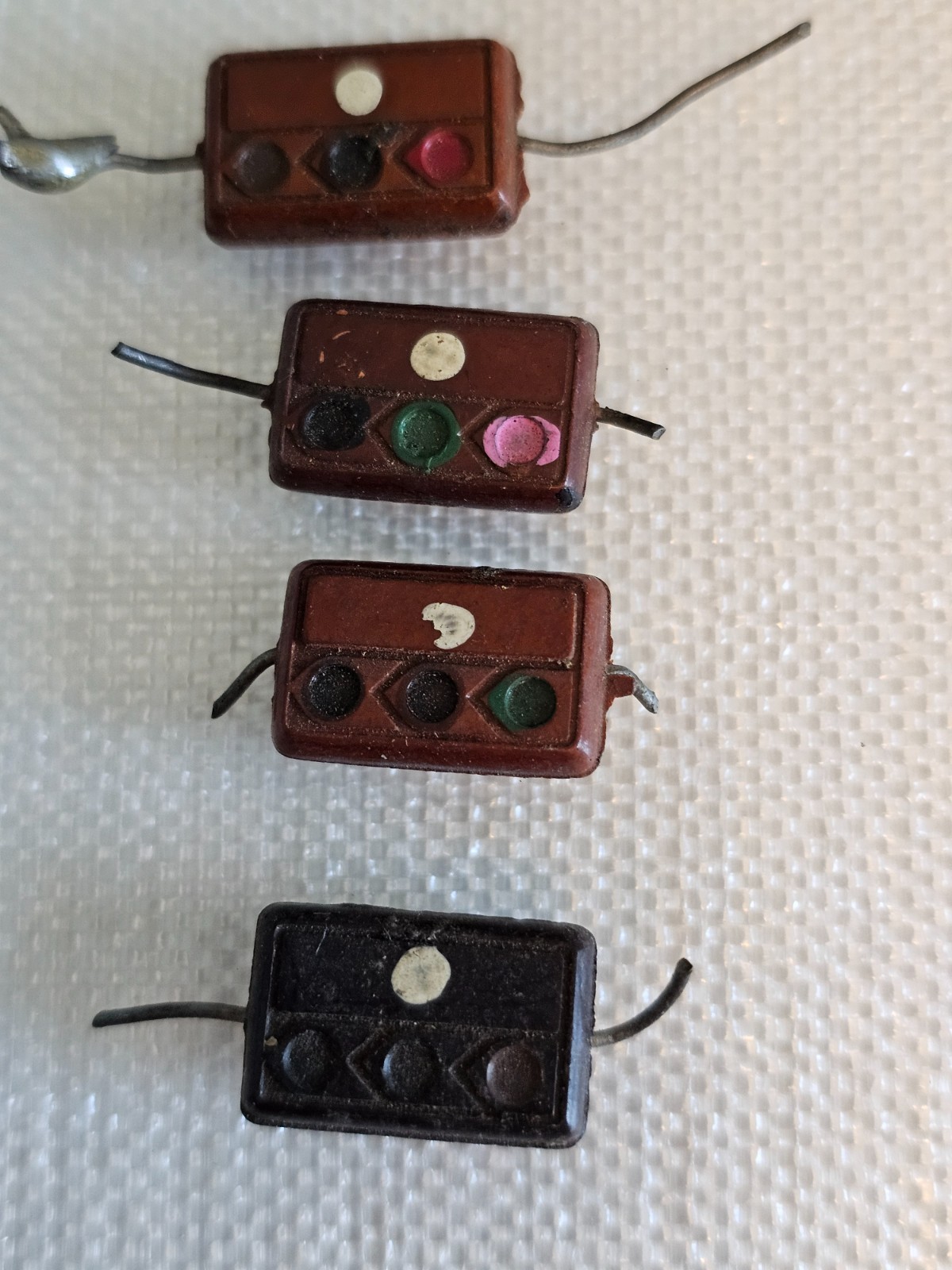 Vintage Mixed Lot Domino Style Mica Capacitors 15 pcs various values