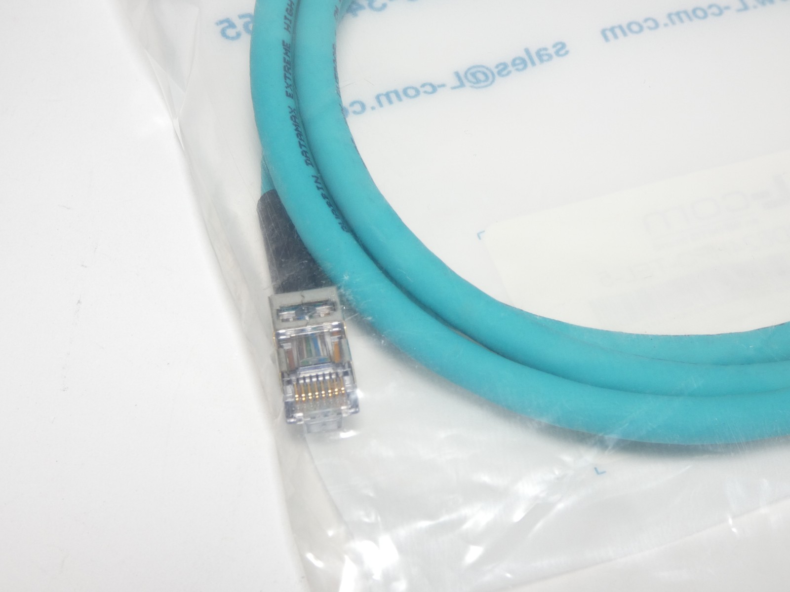 *Lot of 2* L-Com TRD824HFO-TEL-5 Cat5e Industrial Ethernet Cable 5Ft – NEW Su…