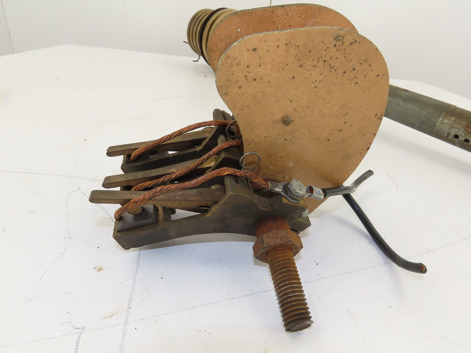 Large G&L Slip Ring Carbon Brushes 20HP 460Volt 3phase Electrical Contact 7Pole