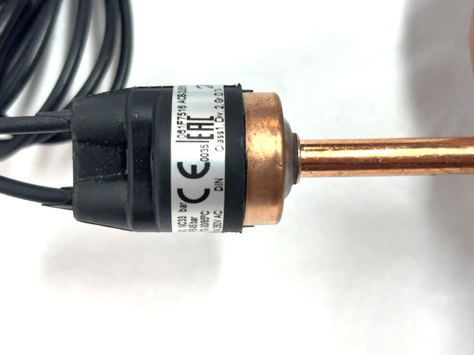 2PCS LOT- Danfoss 061F7516 Cartridge pressure switch, ACB, 42 bar, 33 bar-NEW