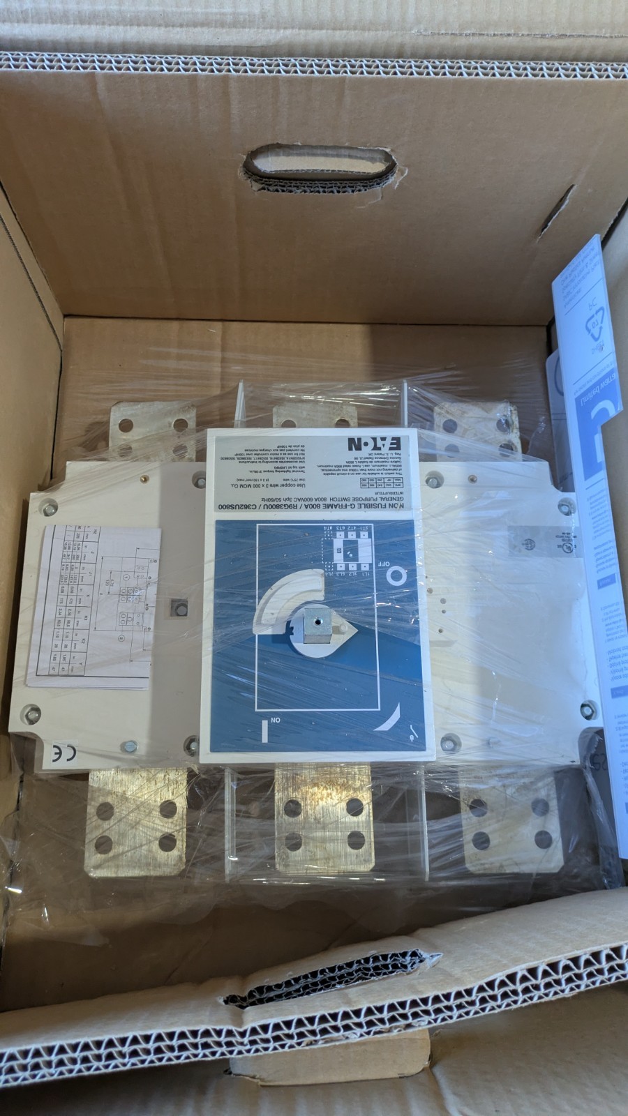 EATON Cutler-Hammer YC362US800 800A 3 pole R9G3800U NON FUSIBLE G-FRAME 800A