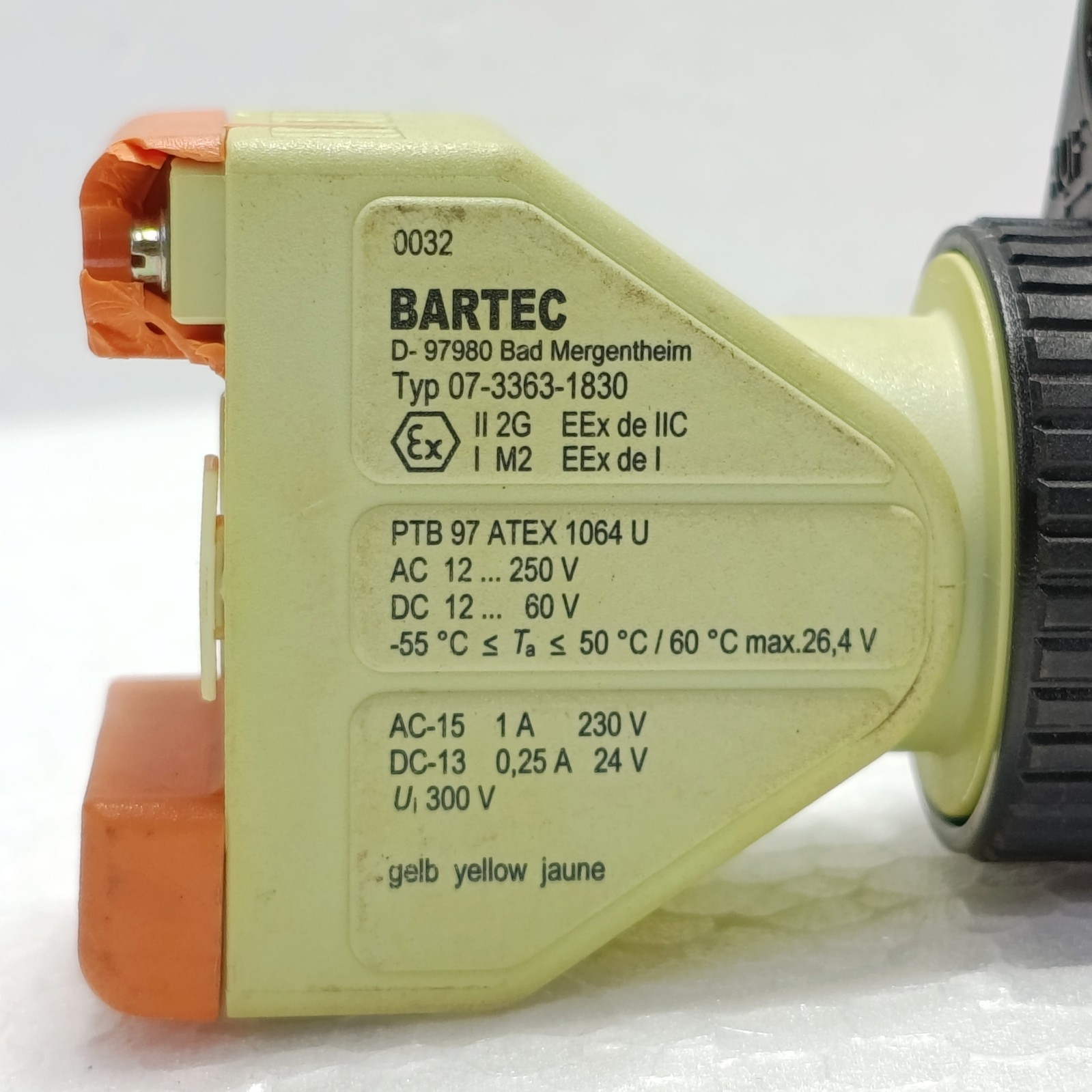 Bartec D-97980 Bad Mergentheim Illuminated Button 07-3363-1830 | New Surplus