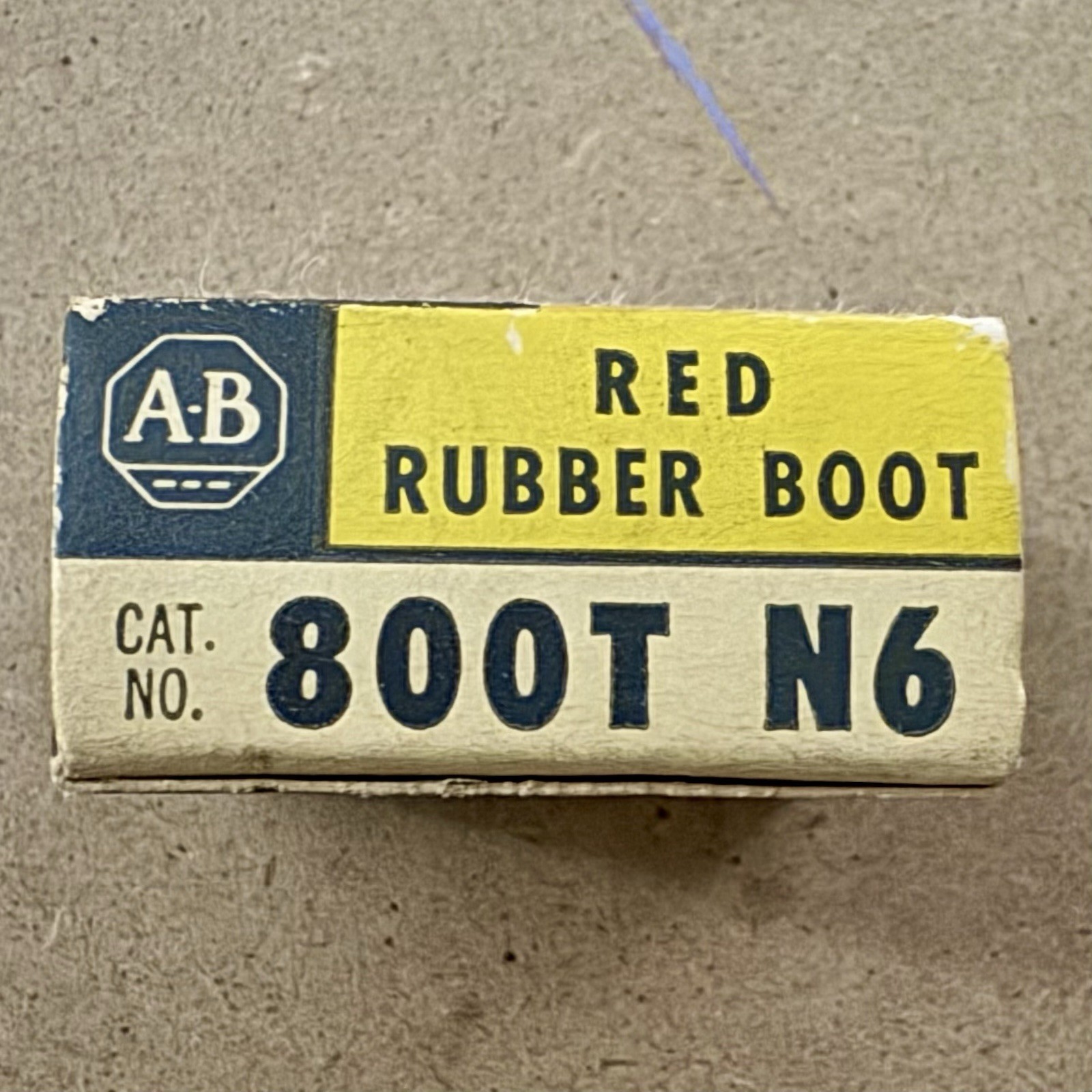 Allen Bradley 800T N6 Bulletin Push Button Red Rubber Boot NEW IN BOX