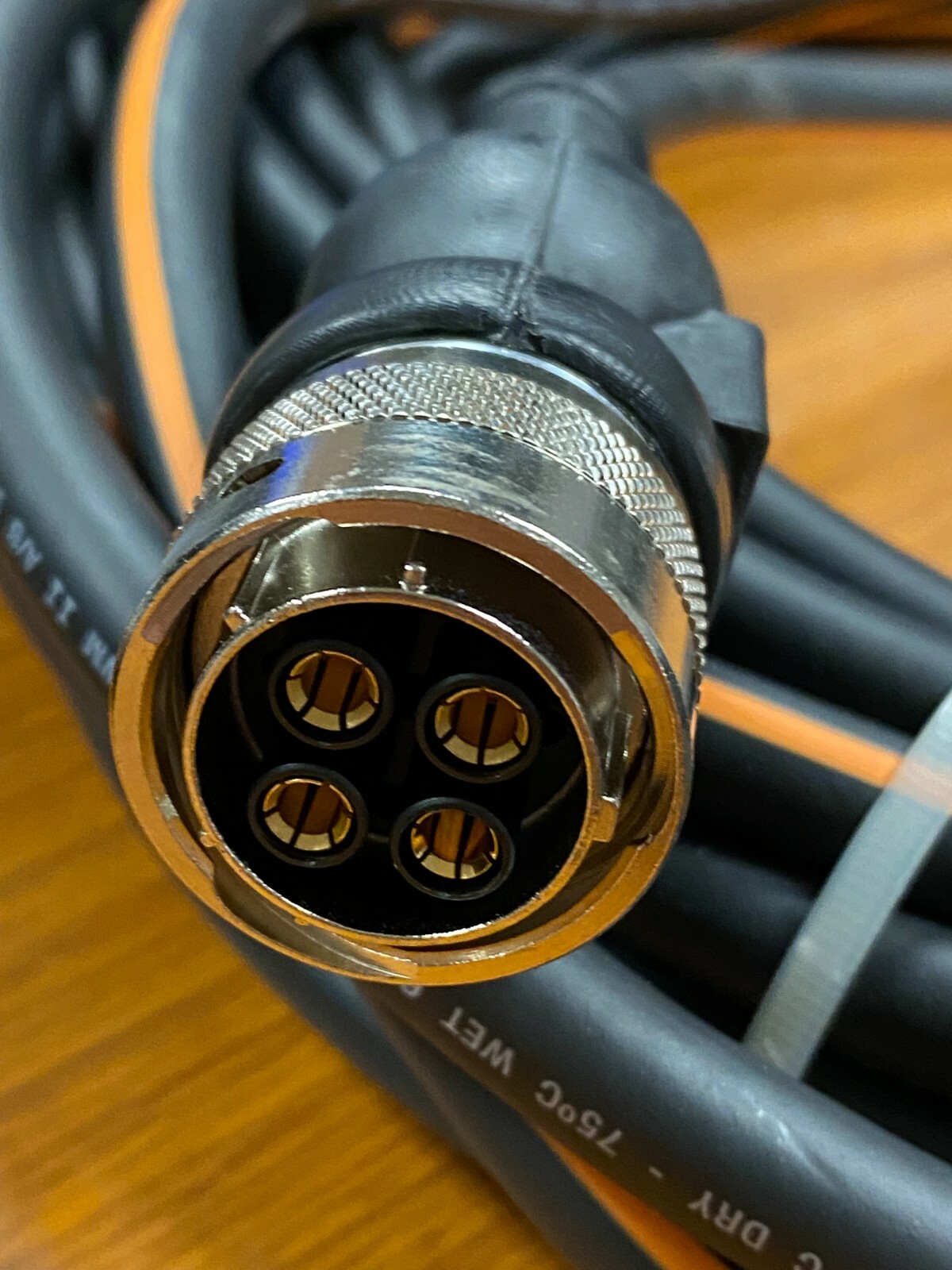 👀 NEW FLEX-CABLE 4 PORT FEMALE QUICK CONNECT CABLE 25 METERS FC-XXFPMP-16S-025