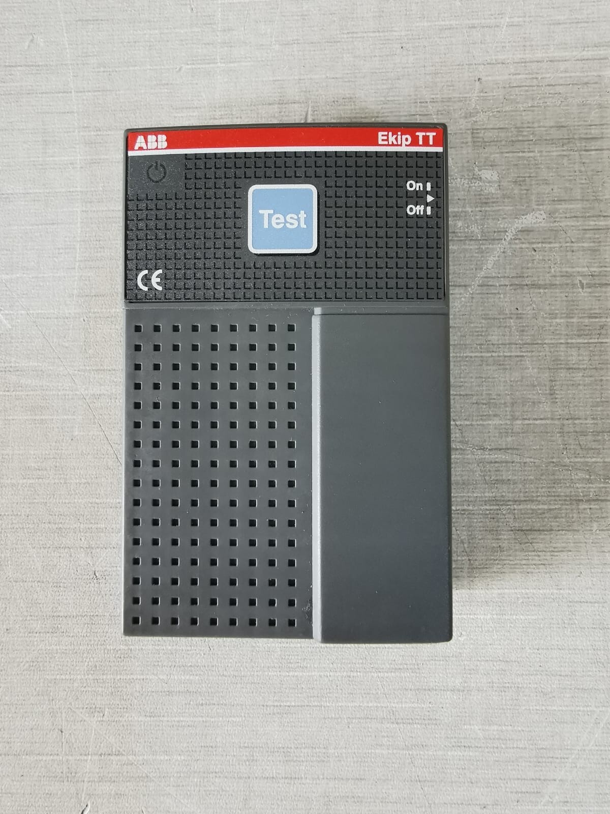 ABB Ekip TT SACE Emax 2 Outdoor Travel Test Unit – NO BOX ONLY CASE