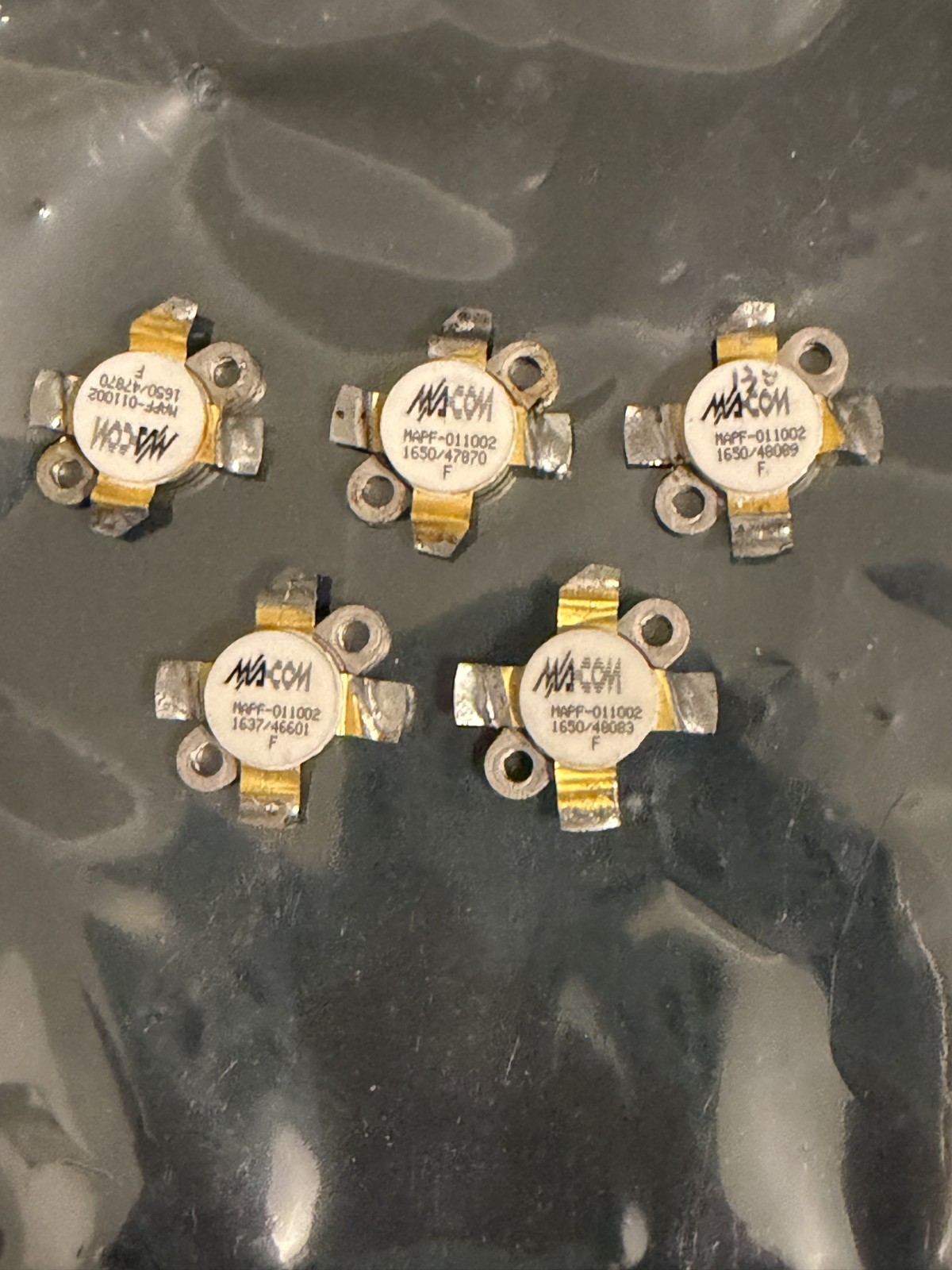 Lot of 5 M/A-COM (MOTOROLA) MAPP-011002 RF Transistors ( Tested GOOD )