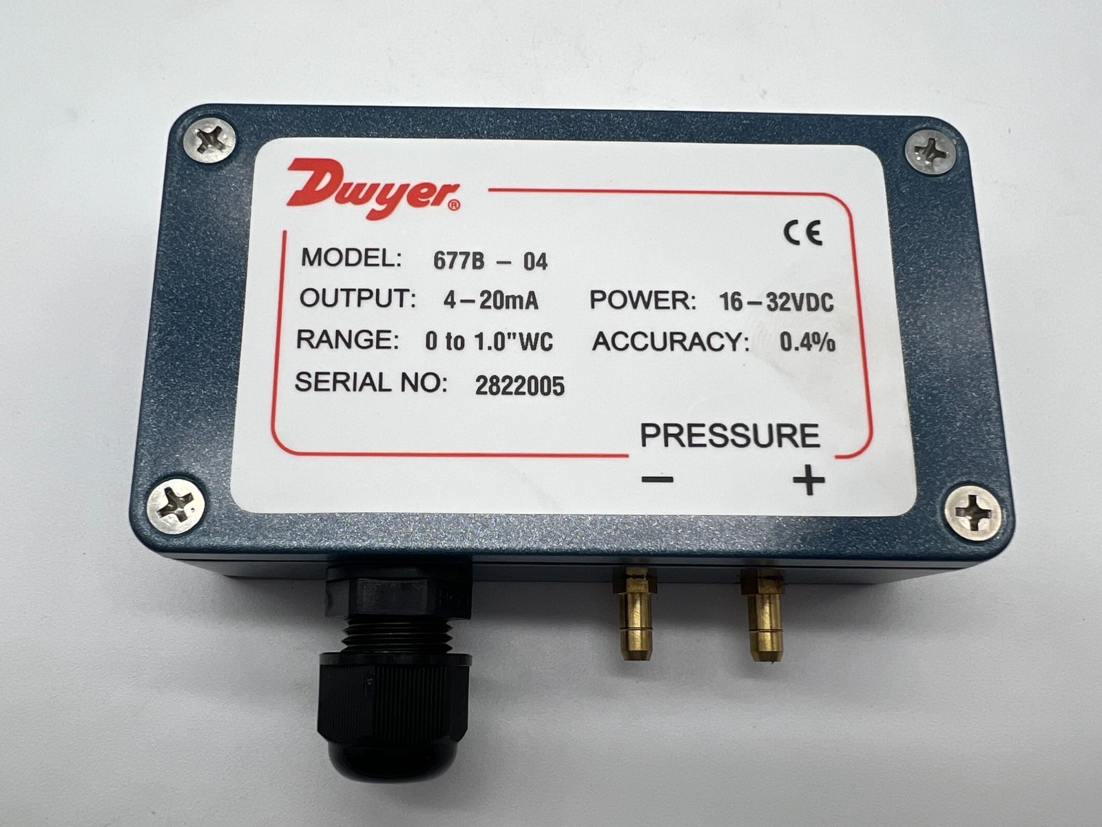 Dwyer 677B-04, Differential pressure transmitter, range 0-1″ w.c.,New in box