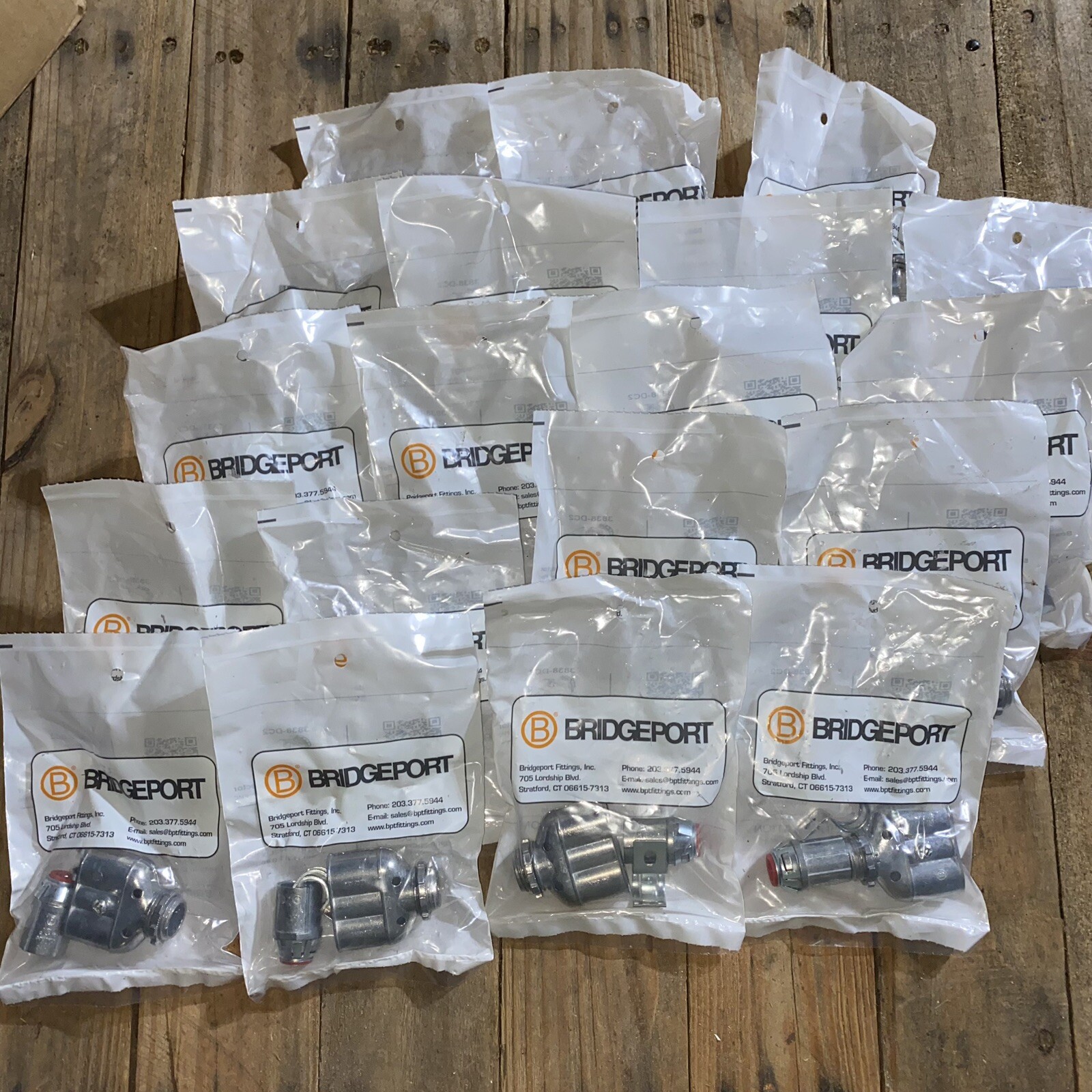 NOS Bridgeport 14/2 to 10/3 3/8” FMC EZ Lock Connector Snap-In (LOT OF 19)