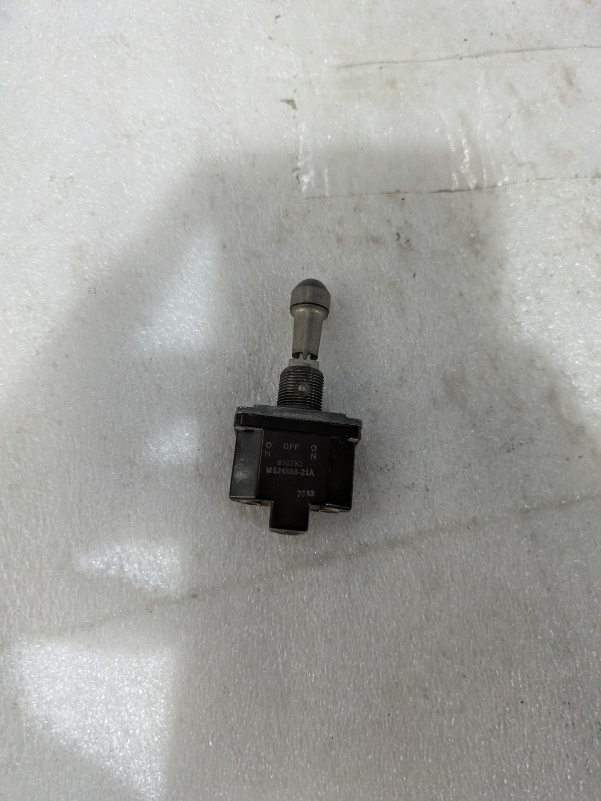 Safran Labinal 8503K1 MS24658-21A Toggle Switch SPDT ON-OFF-ON 20A Mil Spec