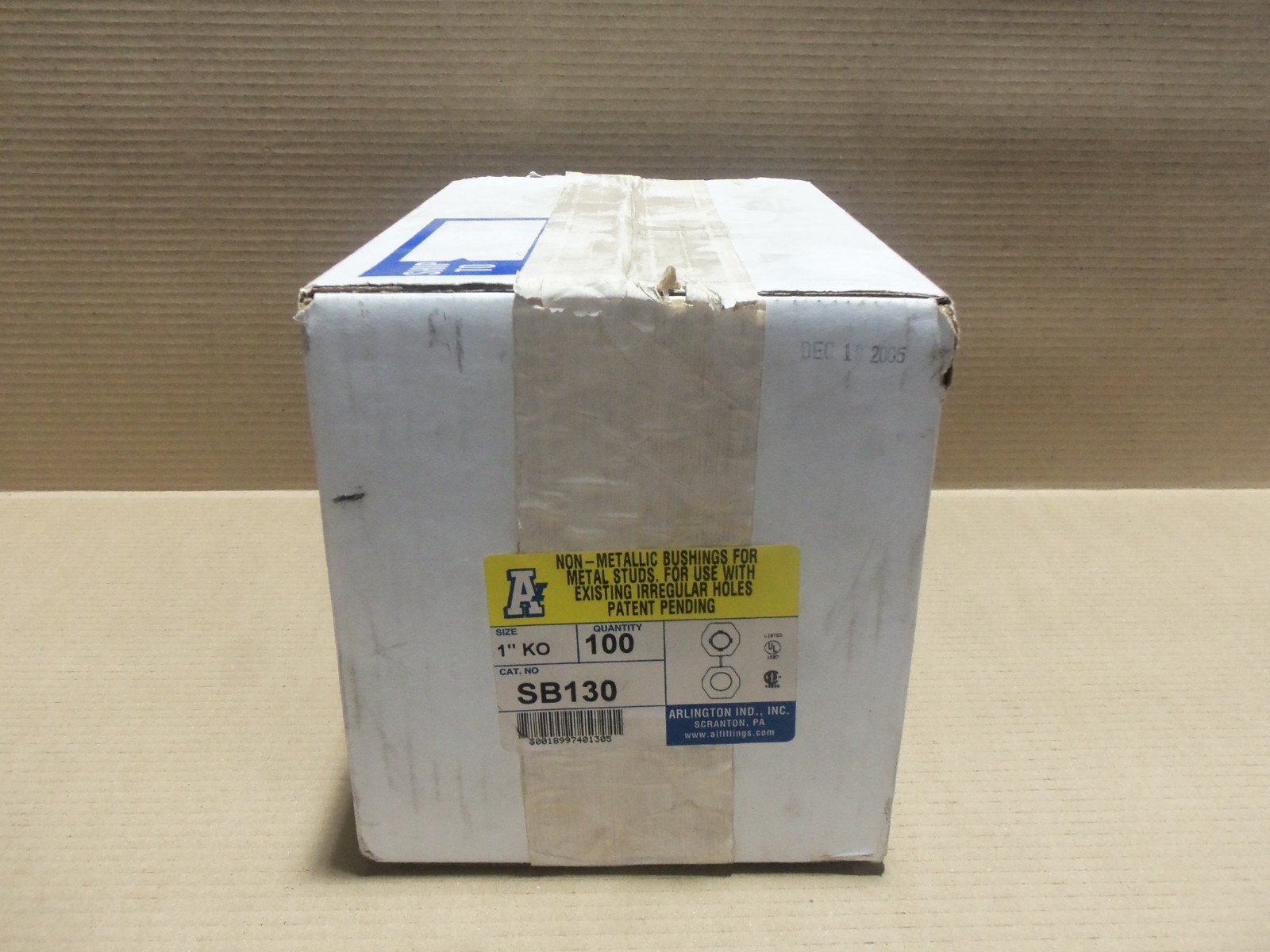 Arlington SB130 Box of 100 Non Metallic Bushing For Metal Stud 1″ Knockout AK