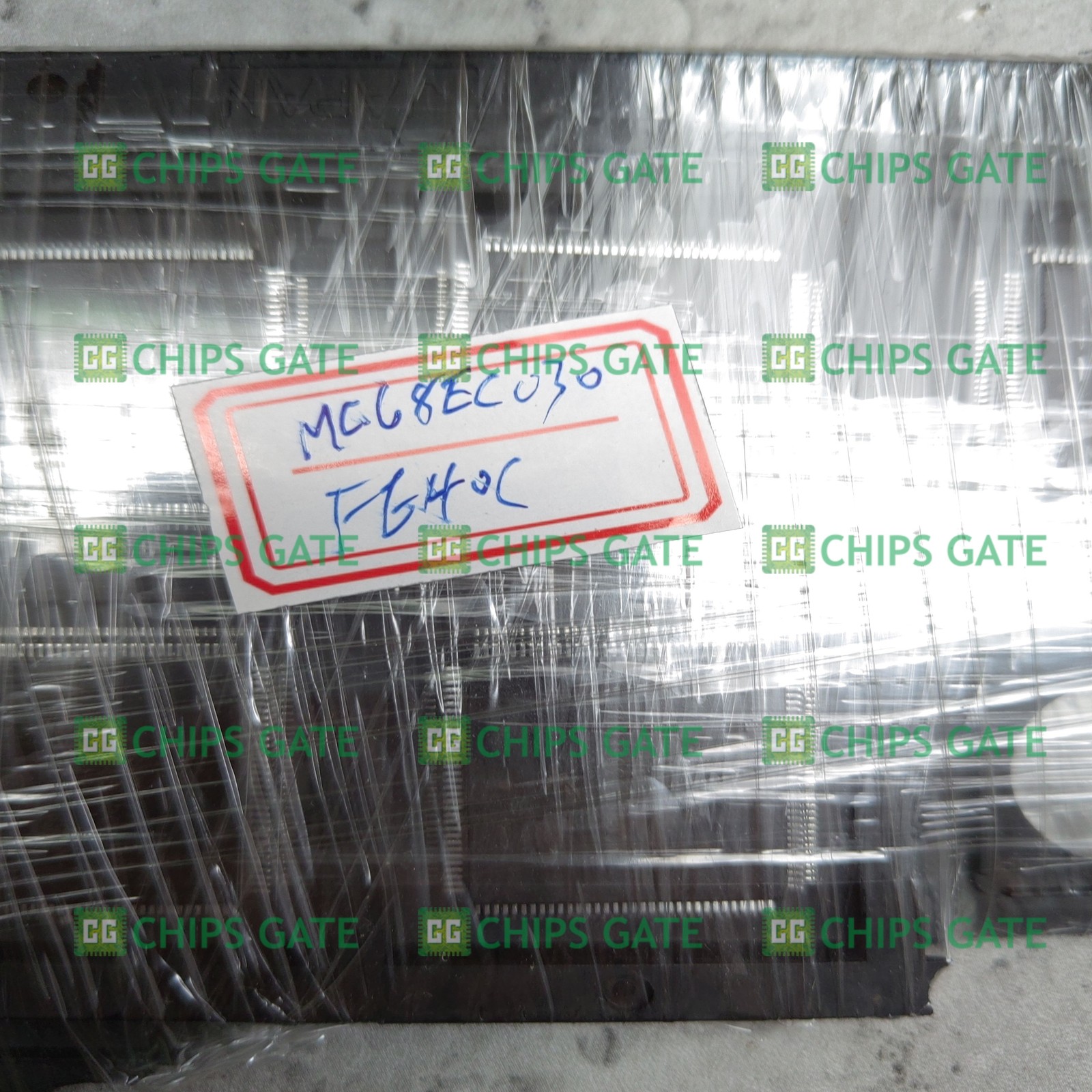 1PCS NEW MC68EC030FE40C FREESCAL 0720+ QFP-132