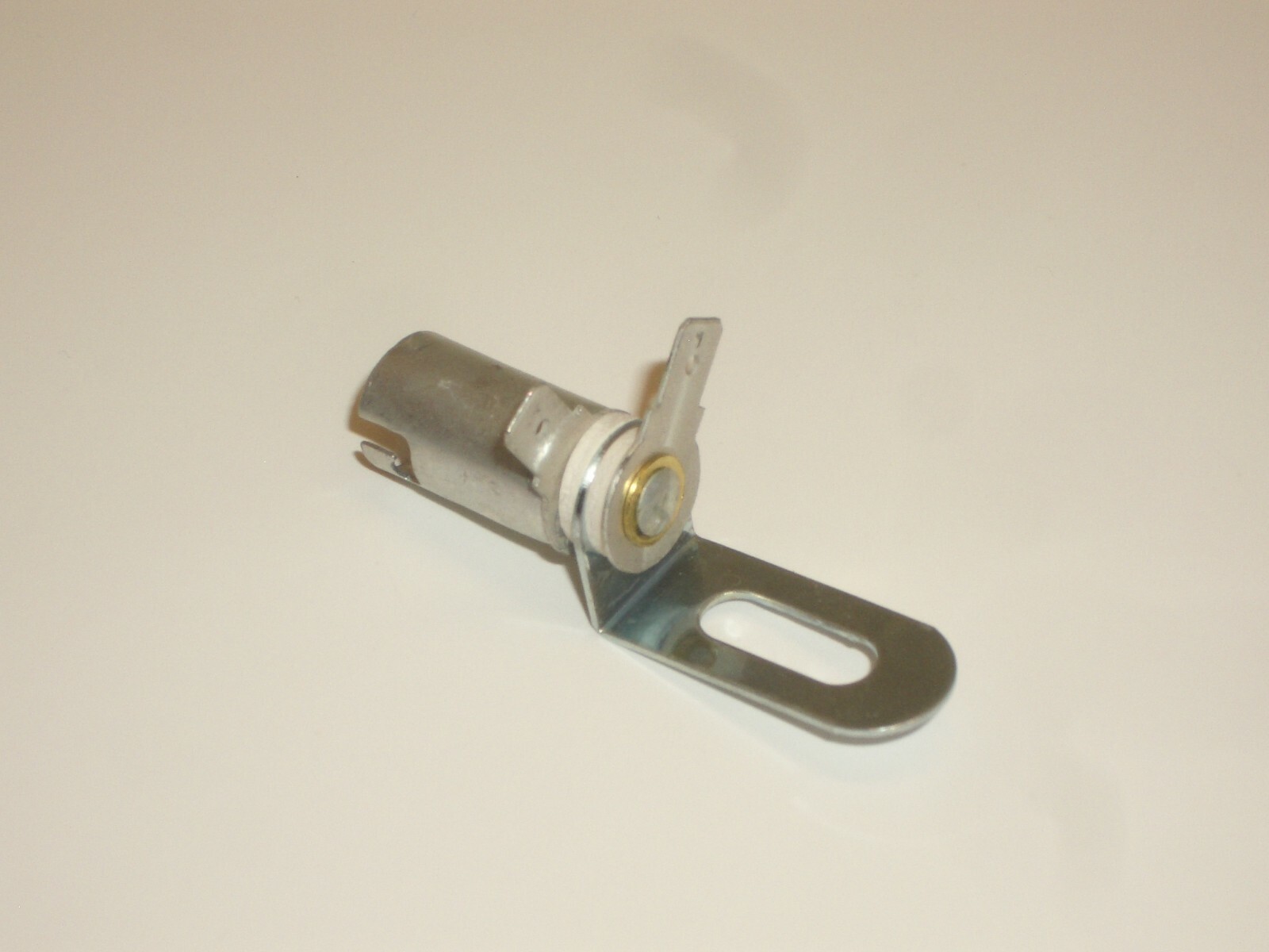 AE LHL-37 INDICATOR INCANDESCENT LAMP BULB E9 BAYONET BASE SOCKET HOLDER