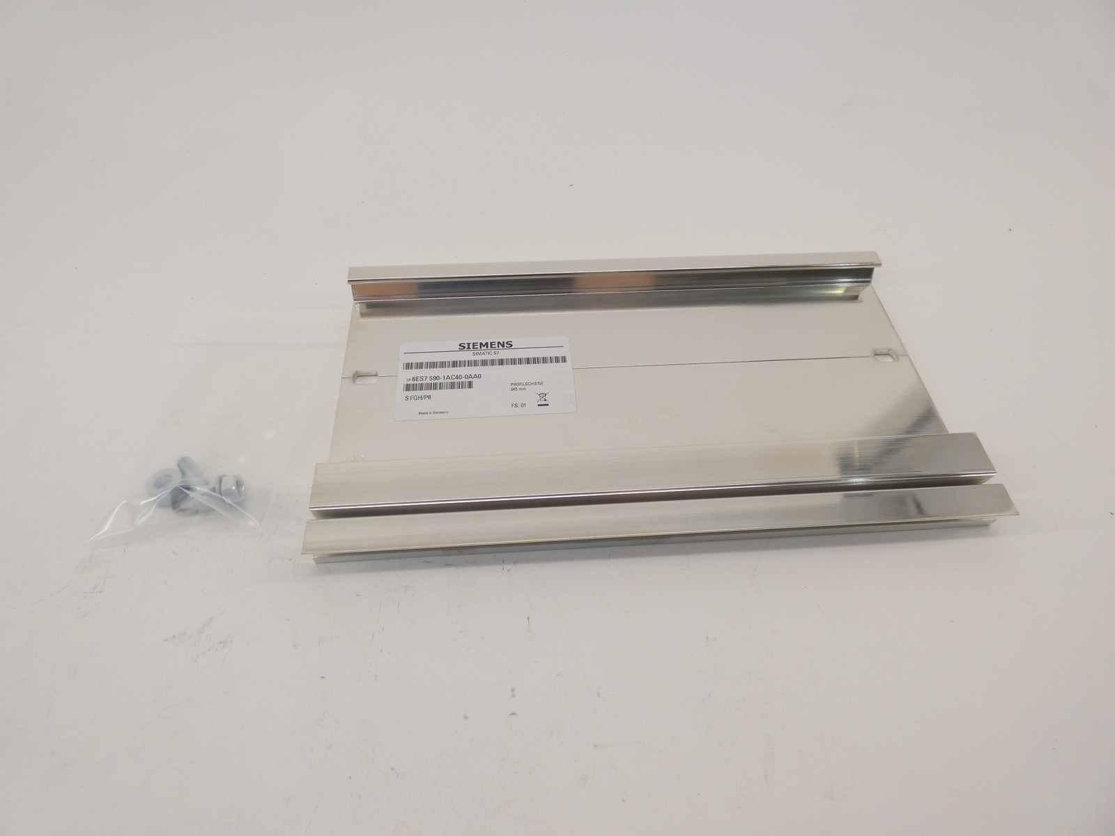 Siemens 6ES7 590-1AC40-0AA0 Simatic S7-1500 Sectional Rail 245mm – NEW Surplus!