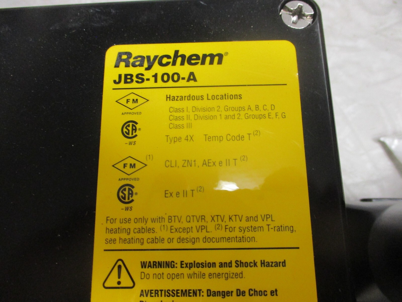 RAYCHEM JBS-100-A Single-Entry Power Connection with Junction Box