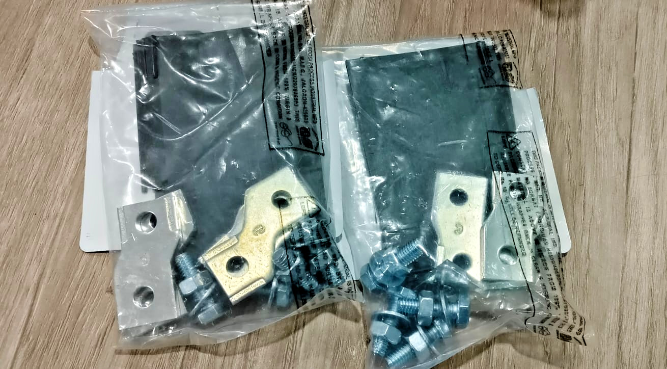 2PCS LOT- Schneider LV431564 connection accessories, Compact NSX 100/160/25045mm