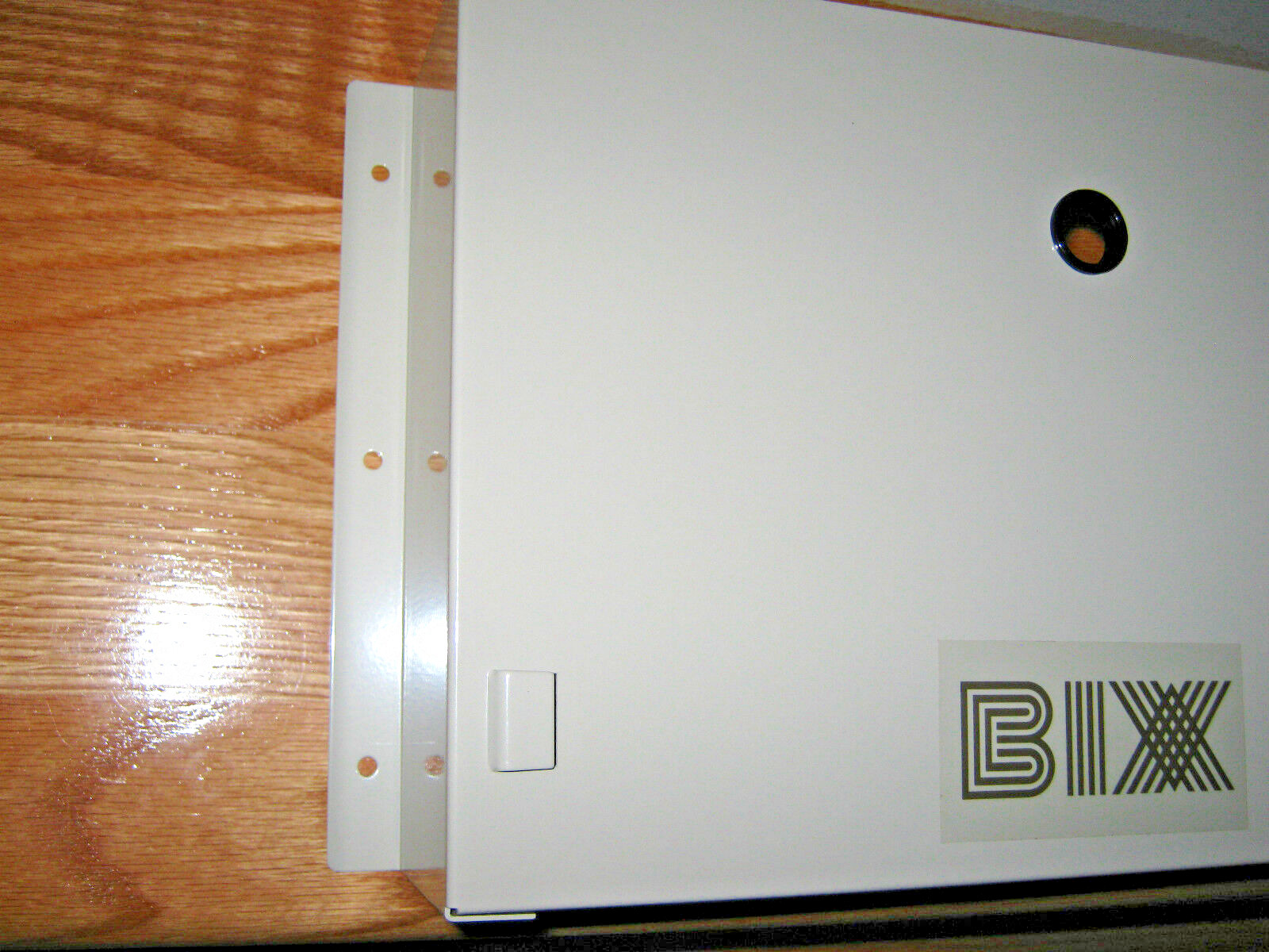 BELDEN/CDT – A0266833 – QDY1A – LARGE BIX WIRE DISPENSER – BEIGE