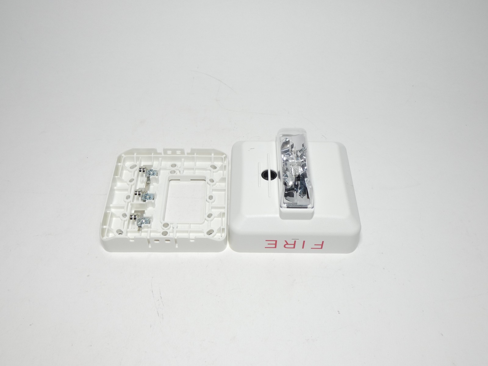 Siemens 500-636168 ZH-HMC-CW Ceiling-Mounted Fire Alarm Horn Strobe – NEW Sur…