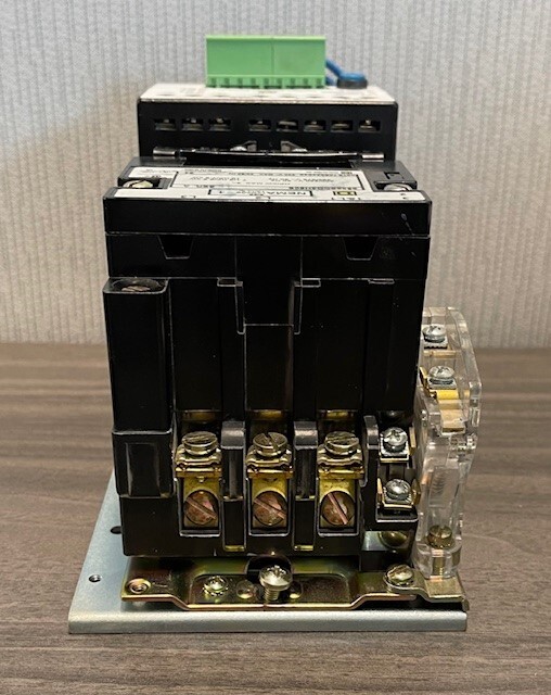 Square D Motor Logic Plus II 8536SC03H50S WITH 9065 SP2B6 Nema 1