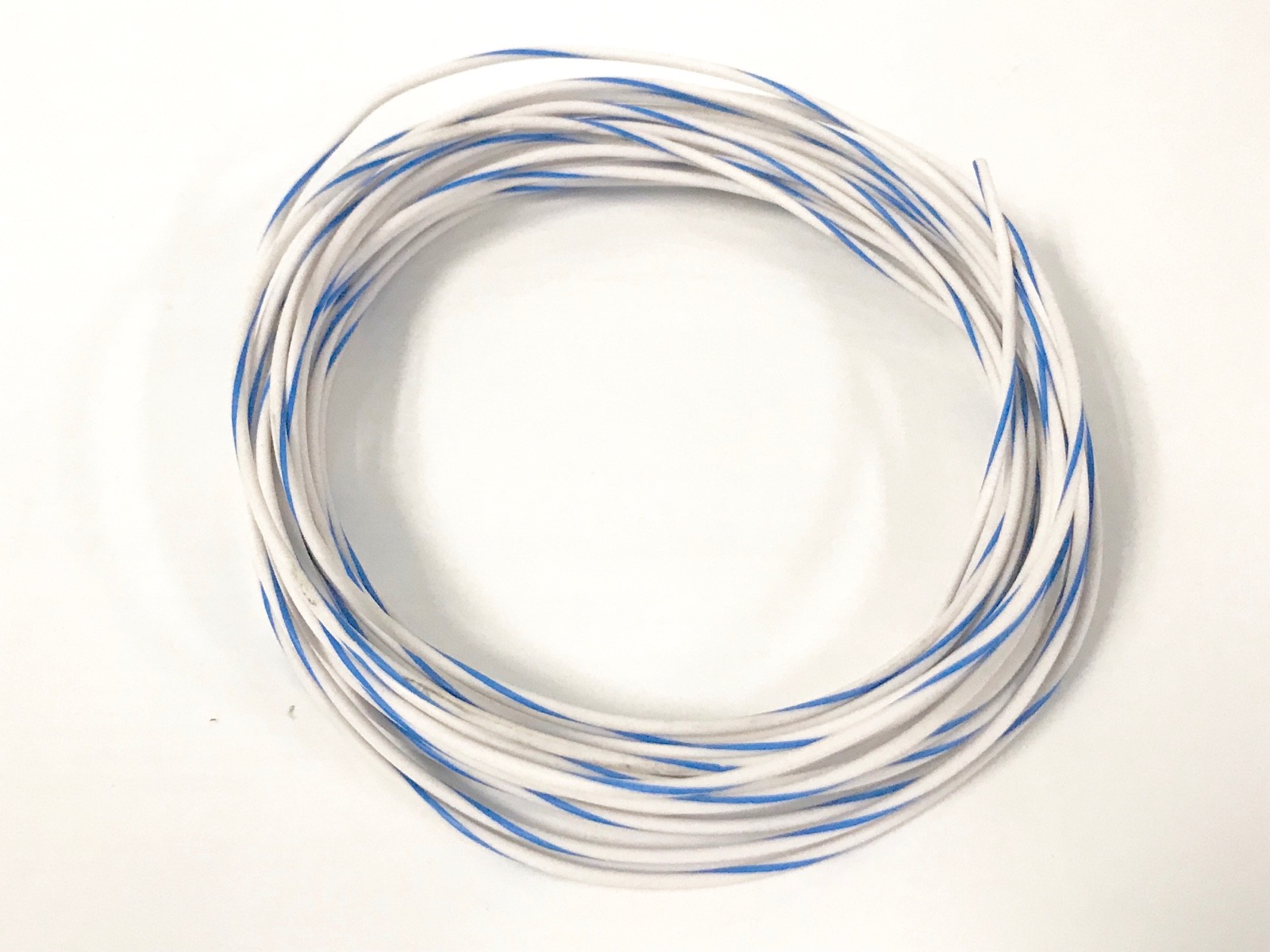 18 GAUGE AWG PRIMARY WIRE 500 FT COPPER POWER GROUND MTW WHITE W/ BLUE STRIPE