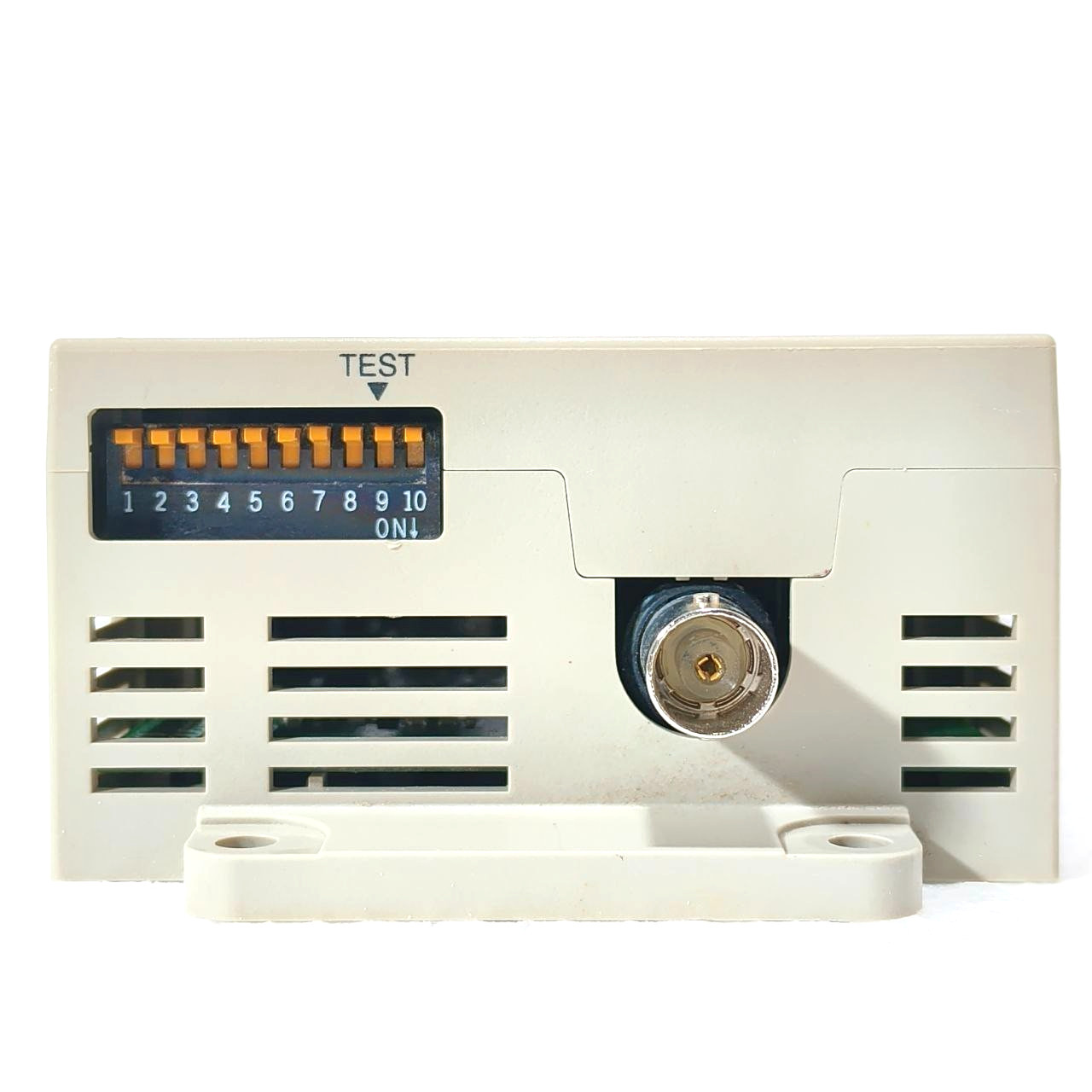 OMRON V640-HAM11-V3 AMPLIFIER UNIT 24 VDC 150 MA V640HAM11V3