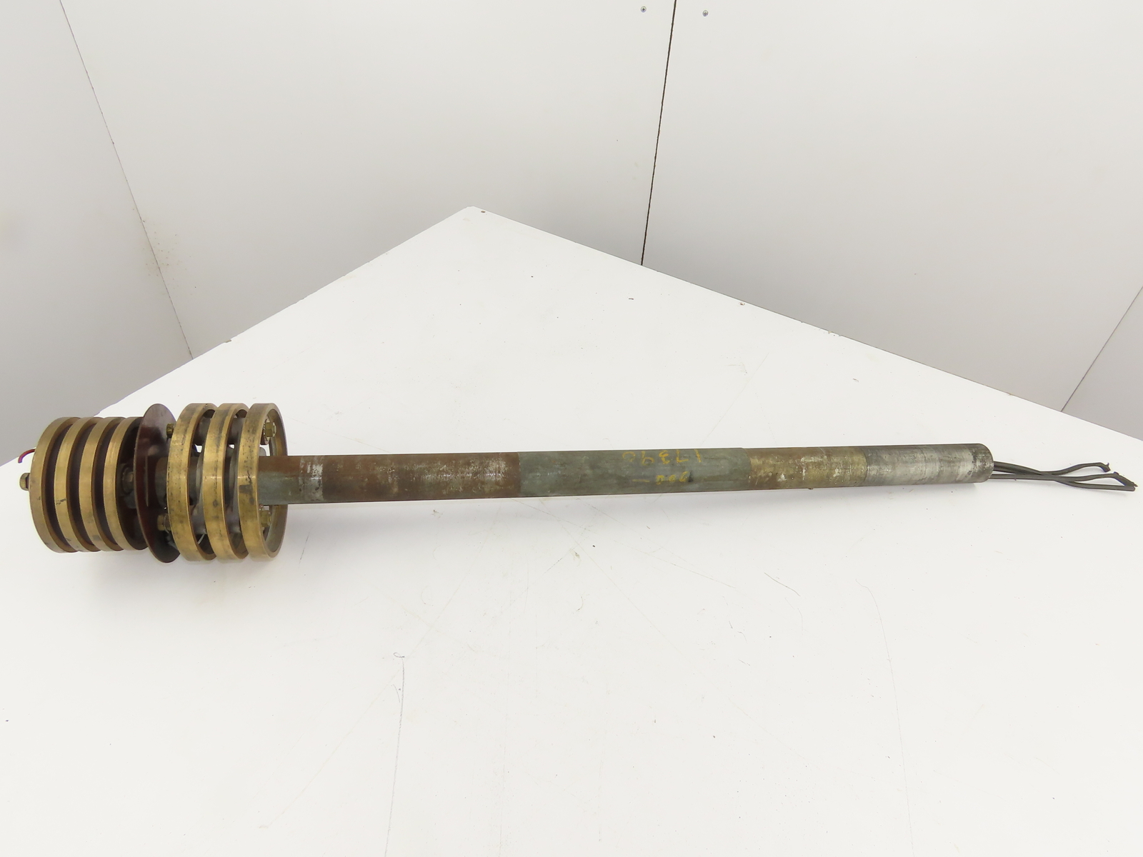 Large G&L Slip Ring Carbon Brushes 20HP 460Volt 3phase Electrical Contact 7Pole