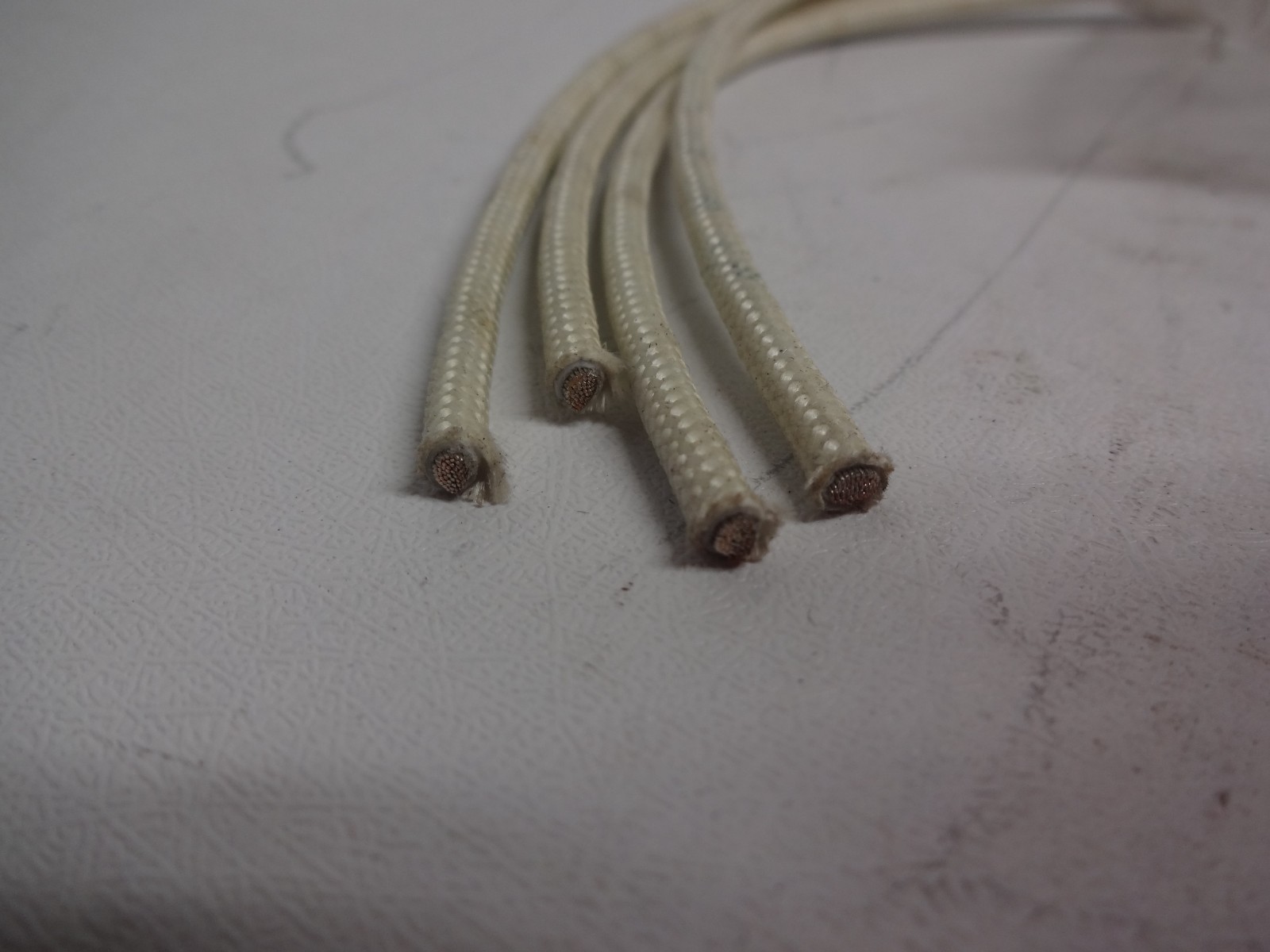 Tpc Wire & Cable 84241s2 Female Rec Hi Temp Super Trex 12 Awg Connector 4 Pole