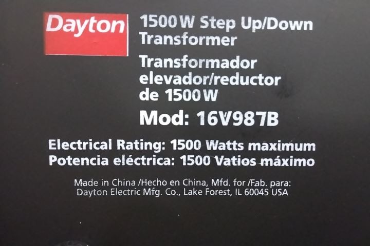 Dayton 16V987 110 to 220VAC, 220 to 110VAC Step Up/Step Down Voltage Converter