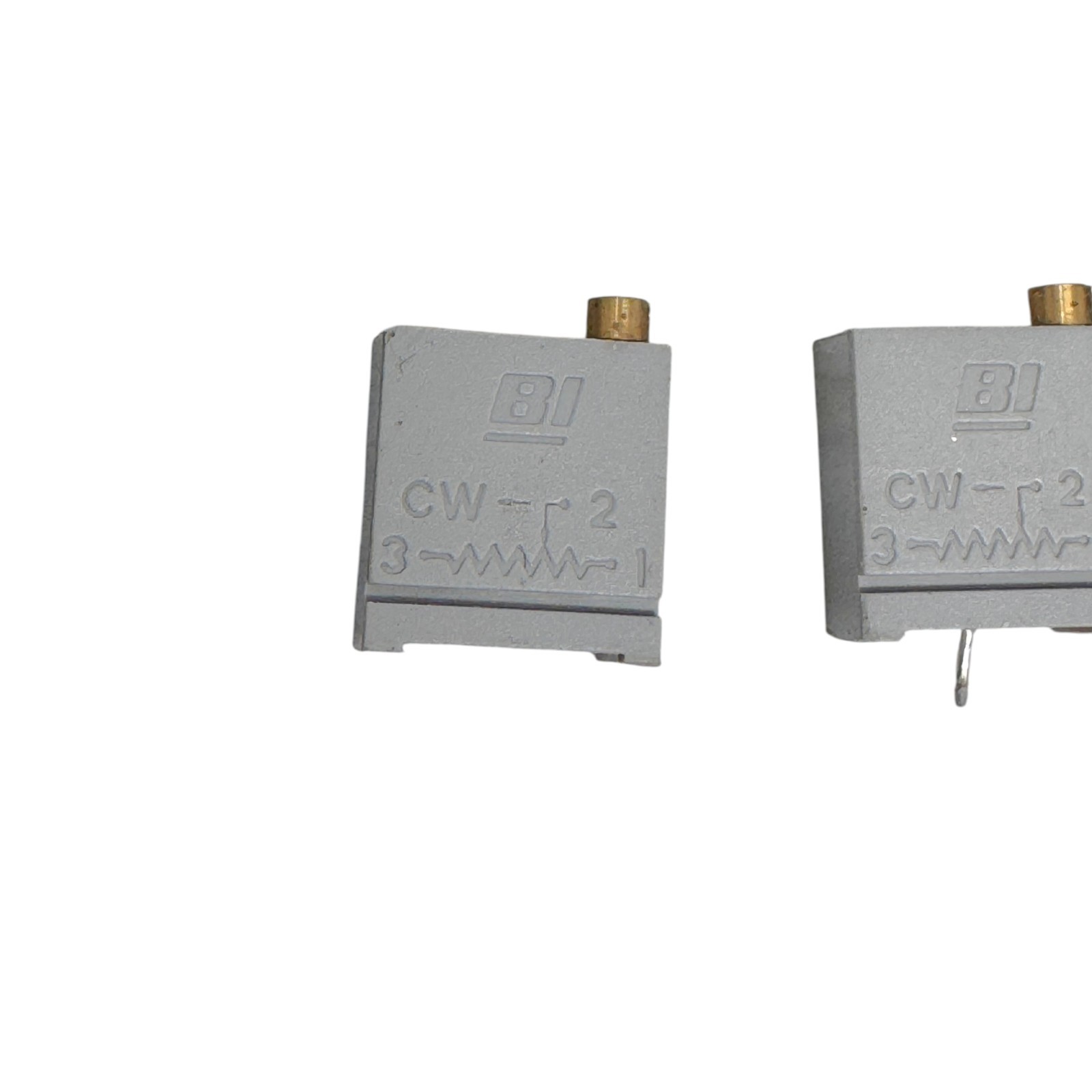 Electronic Component Lot: WIMA Caps, LM317T, Regulators, ICs, Trimpots, PE-51718