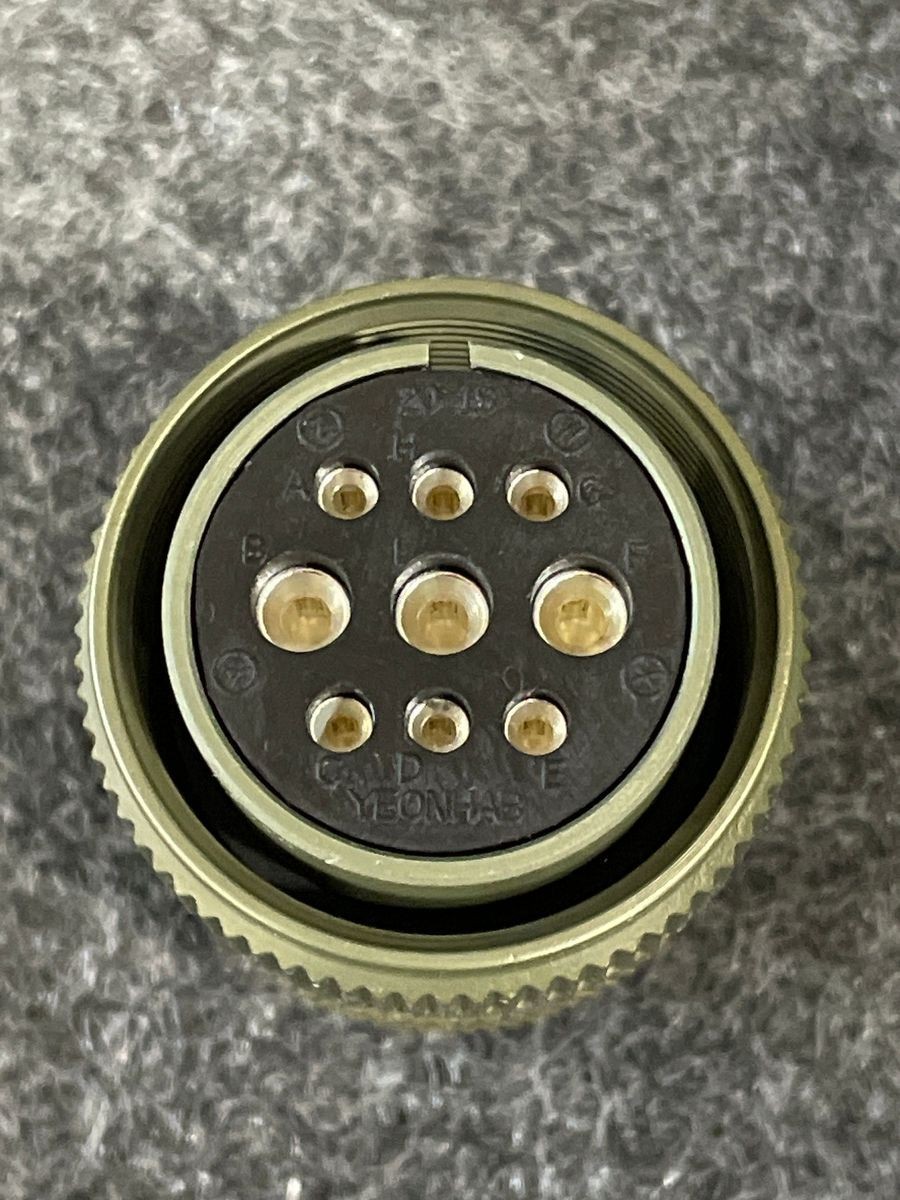 AMPHENOL INDUSTRIAL MS3106A20-18S Connector, Circular Qty 20