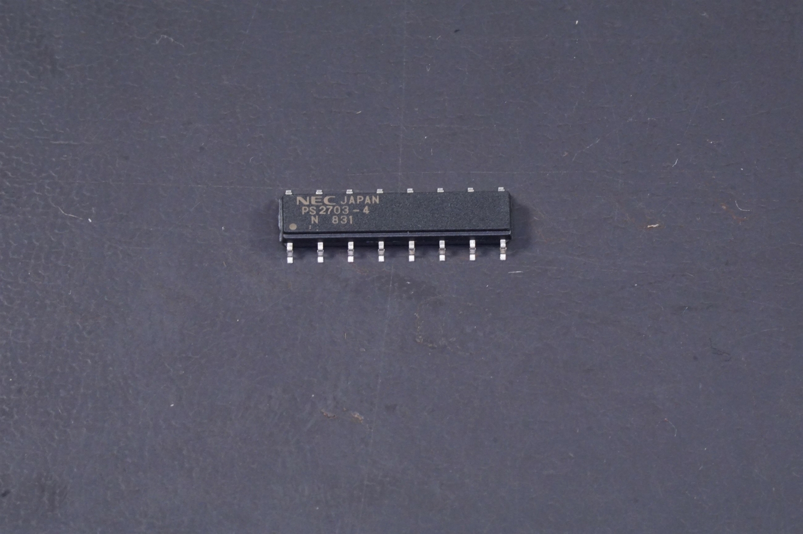 PS2703-4 NEC Photocoupler 16-Pin SOP –55C 100C Operation Temp 3750 Vr.m.s 120V