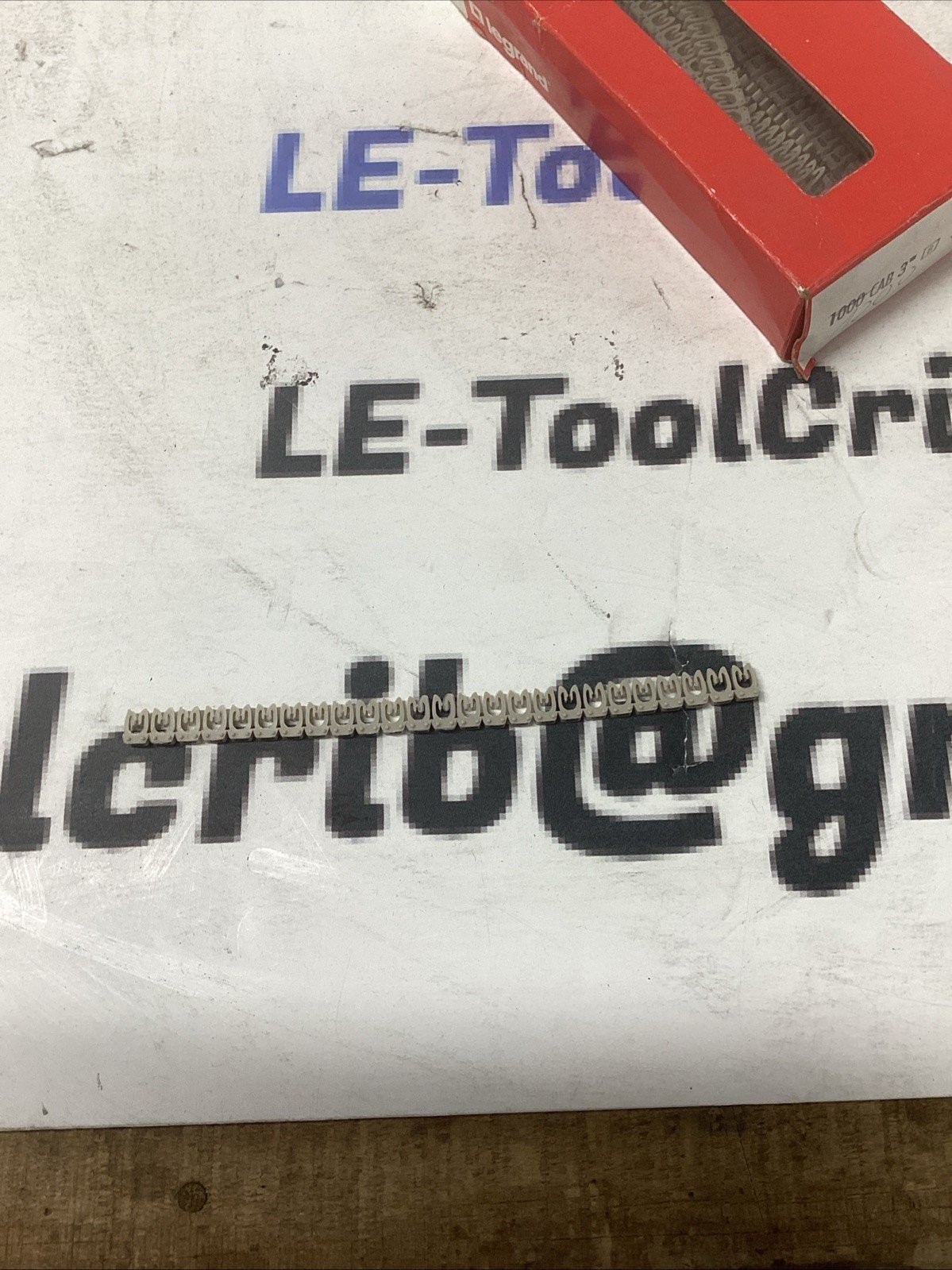Legrand 382 28 Kabelmarker Kennzeichnungsziffer CAB 3 J-668