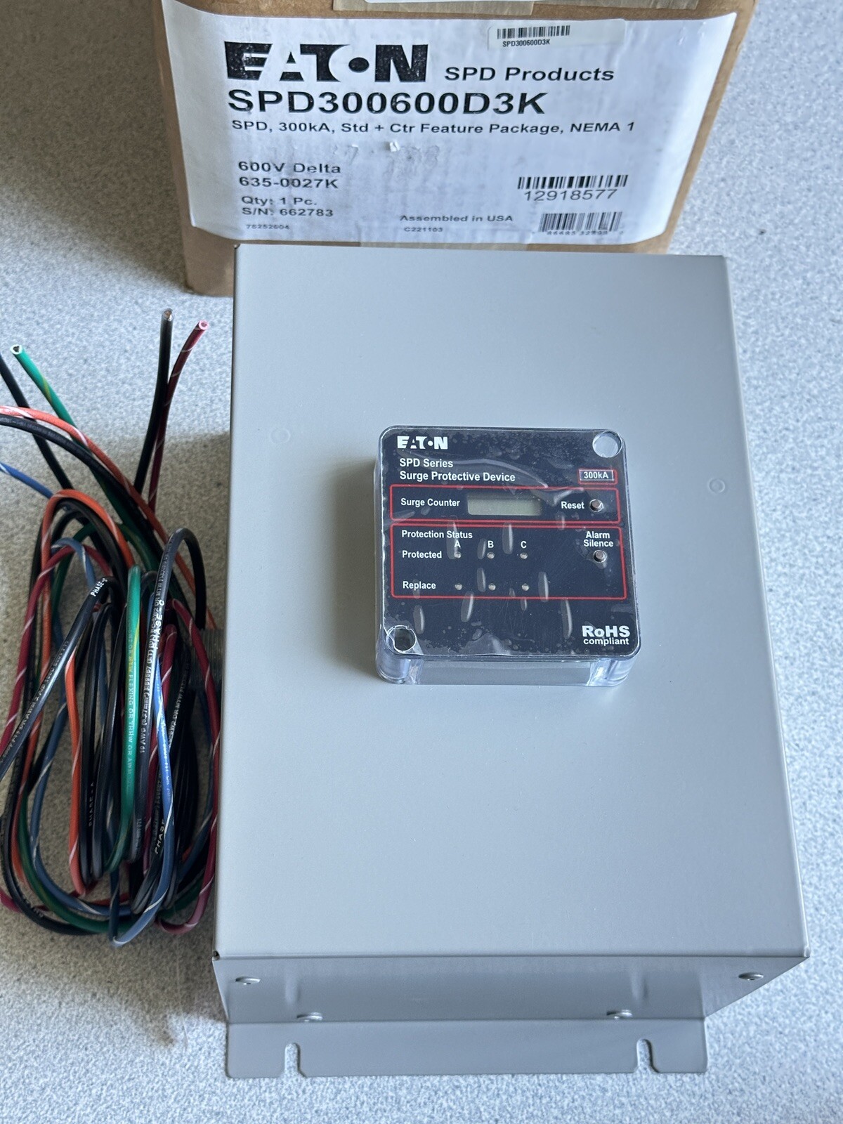 NEW Eaton SPD300600D3K Surge Protection Device SPD 300kA 600V delta 4W+G NEMA 1