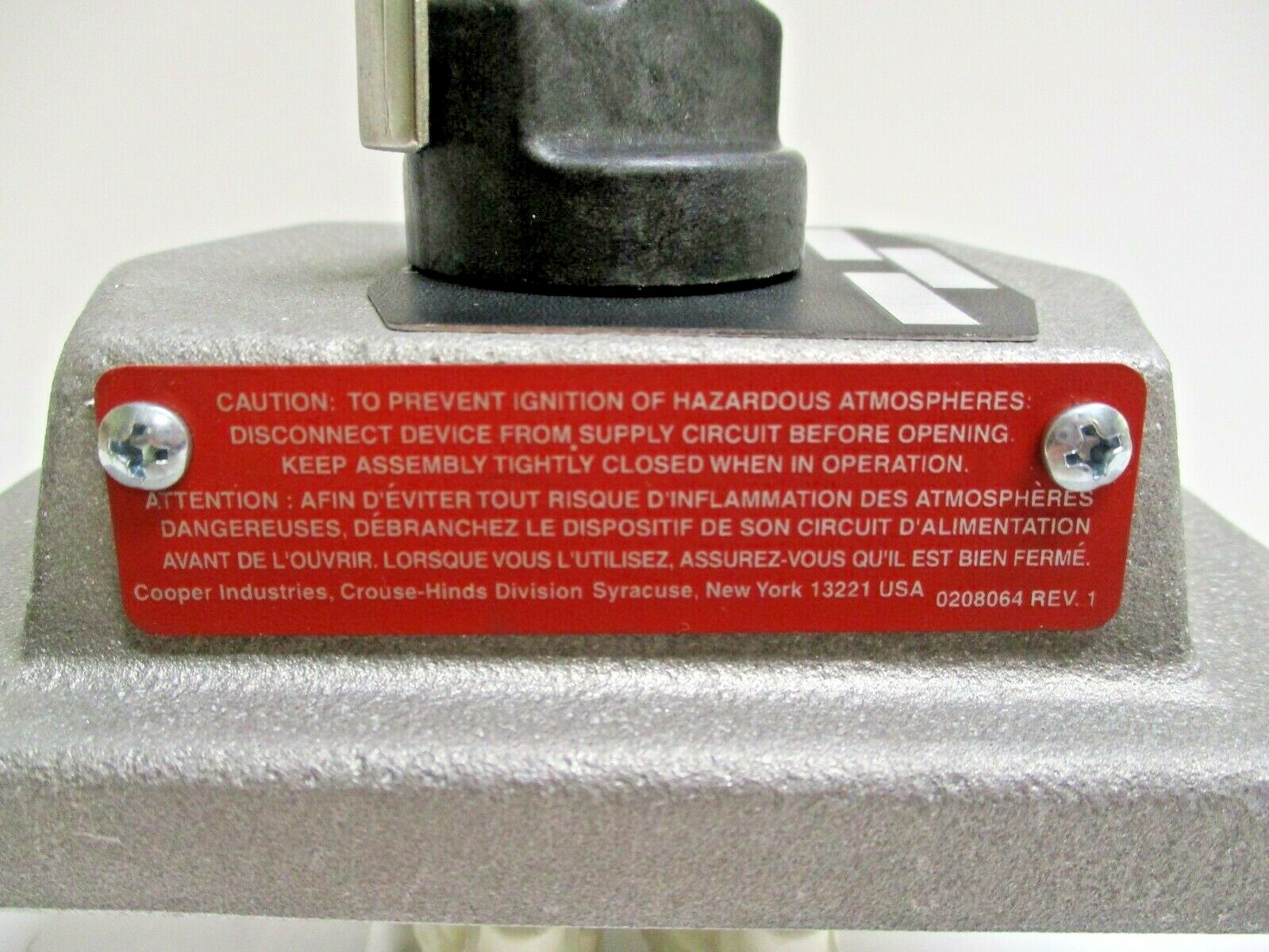 EATON, CROUSE-HINDS, DSD926 SA, FRONT OPERATED SELECTOR SWITCH COVER ASSEMBLY