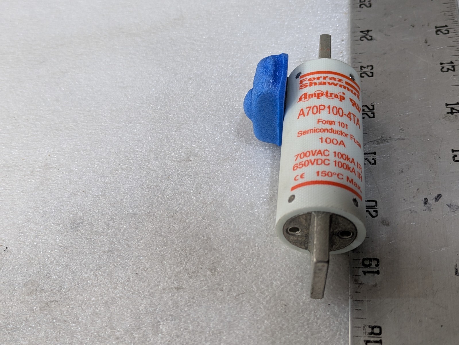 FERRAZ AND SHAWMUT A70P100-4TA FUSE 100A 700VAC 100KA 650VDC EACH